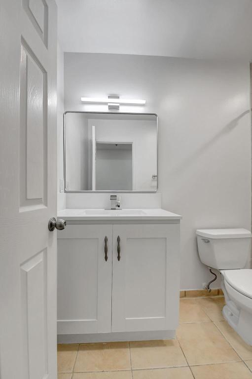 Undisclosed Address Boca Raton, FL 33496