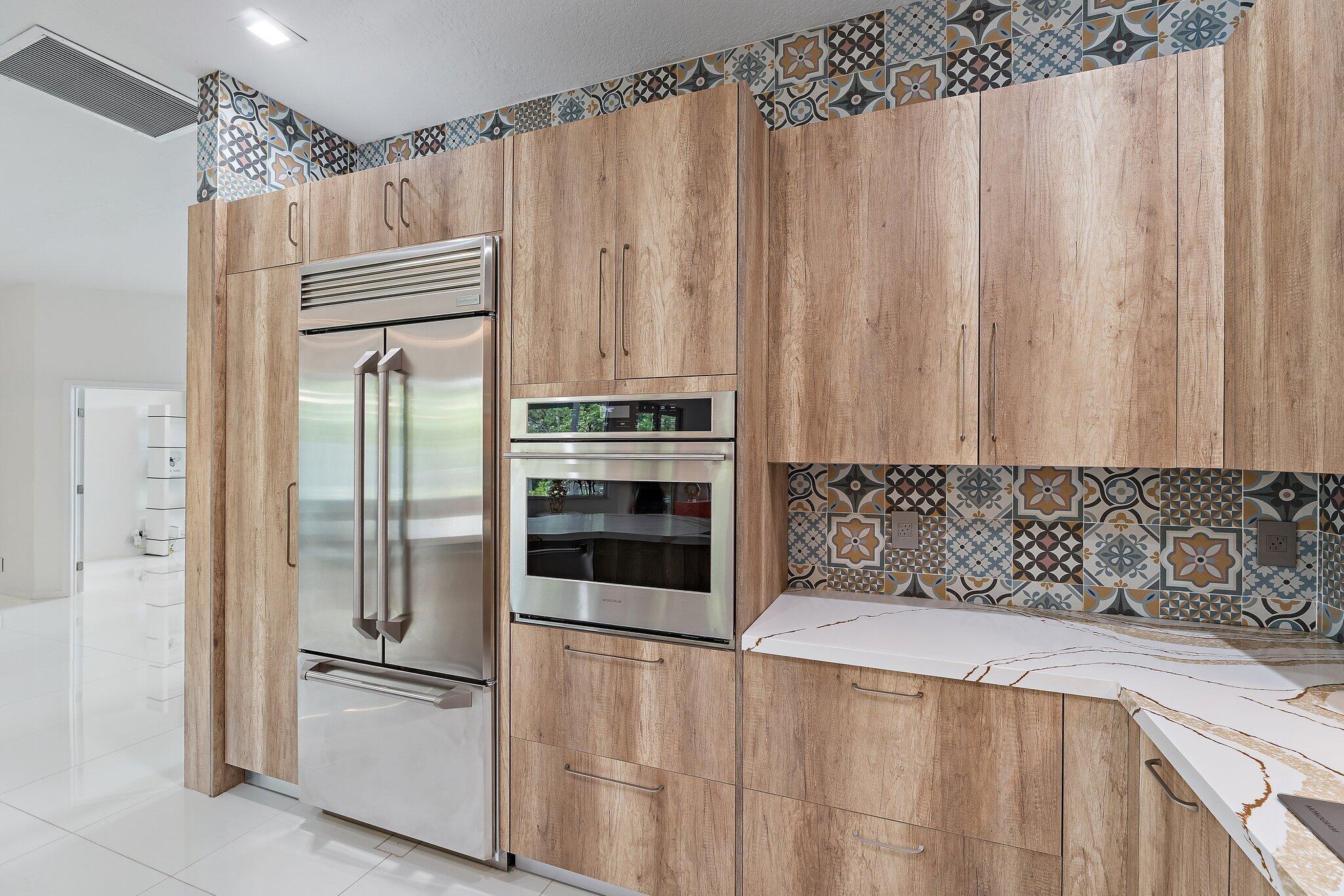 14019 N Miller Dr Palm Beach Gardens, FL 33410