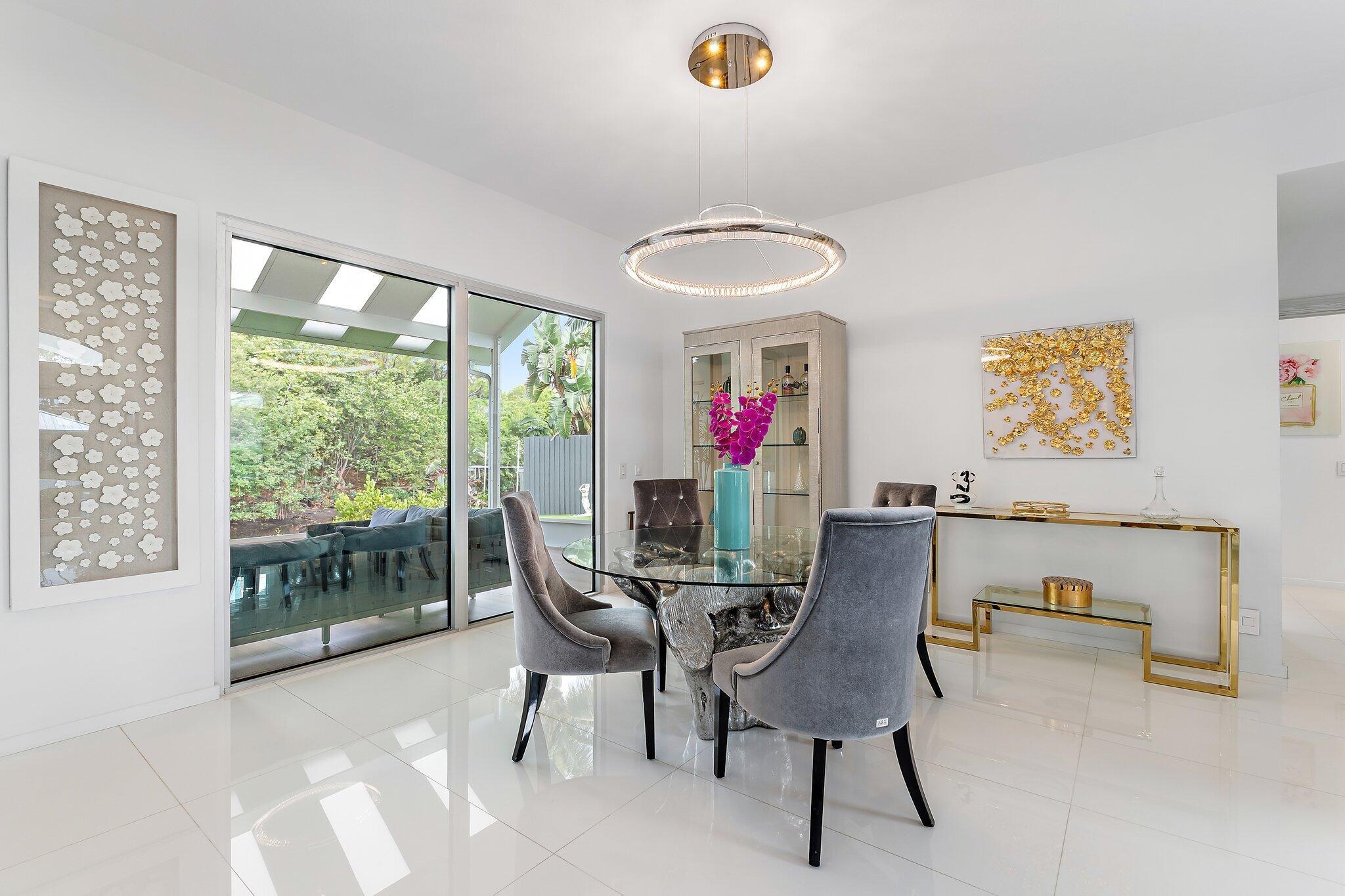 14019 N Miller Dr Palm Beach Gardens, FL 33410