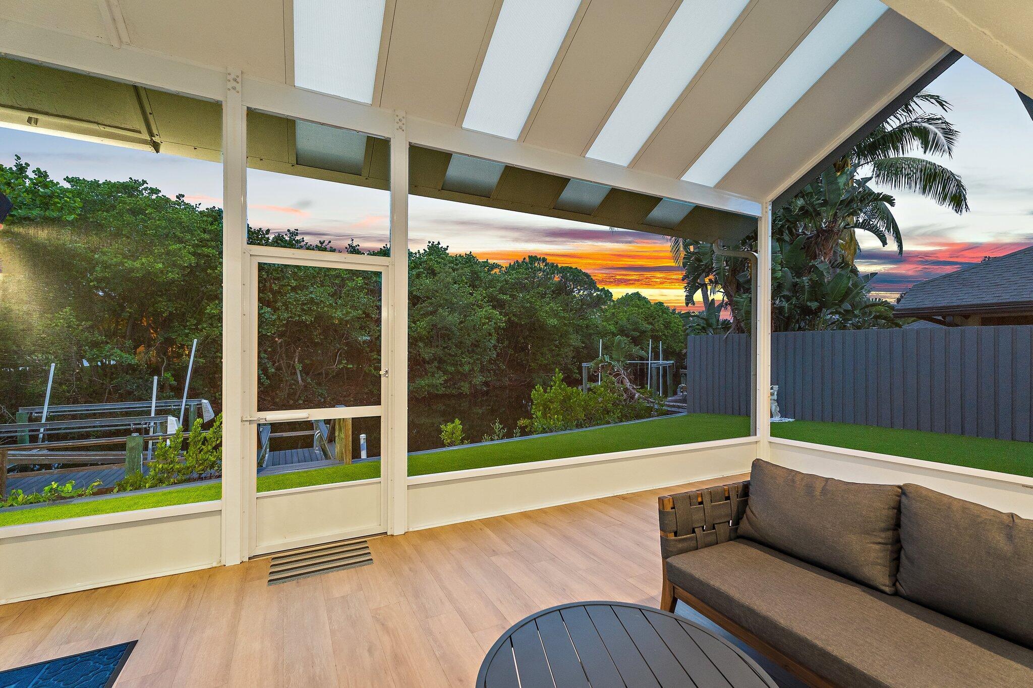 14019 N Miller Dr Palm Beach Gardens, FL 33410