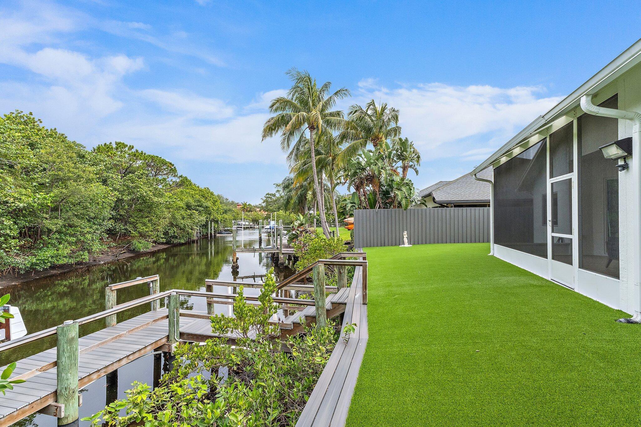 14019 N Miller Dr Palm Beach Gardens, FL 33410