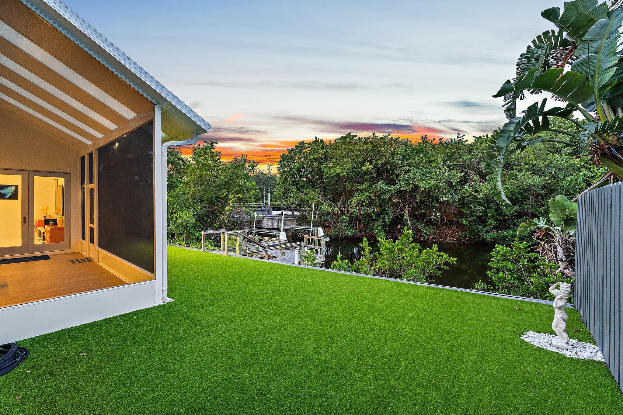 14019 N Miller Dr Palm Beach Gardens, FL 33410