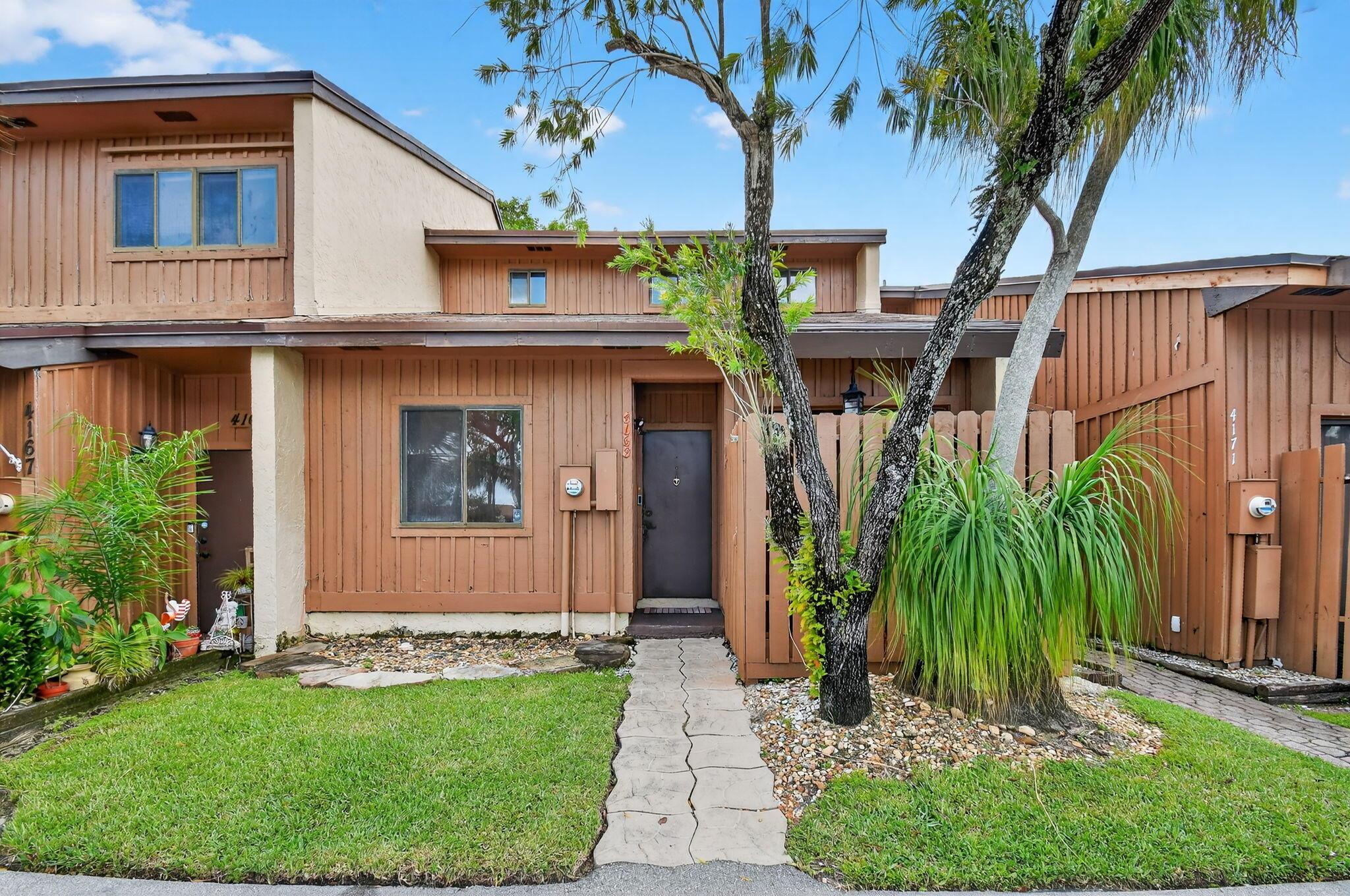 4169 S Pine Is Rd