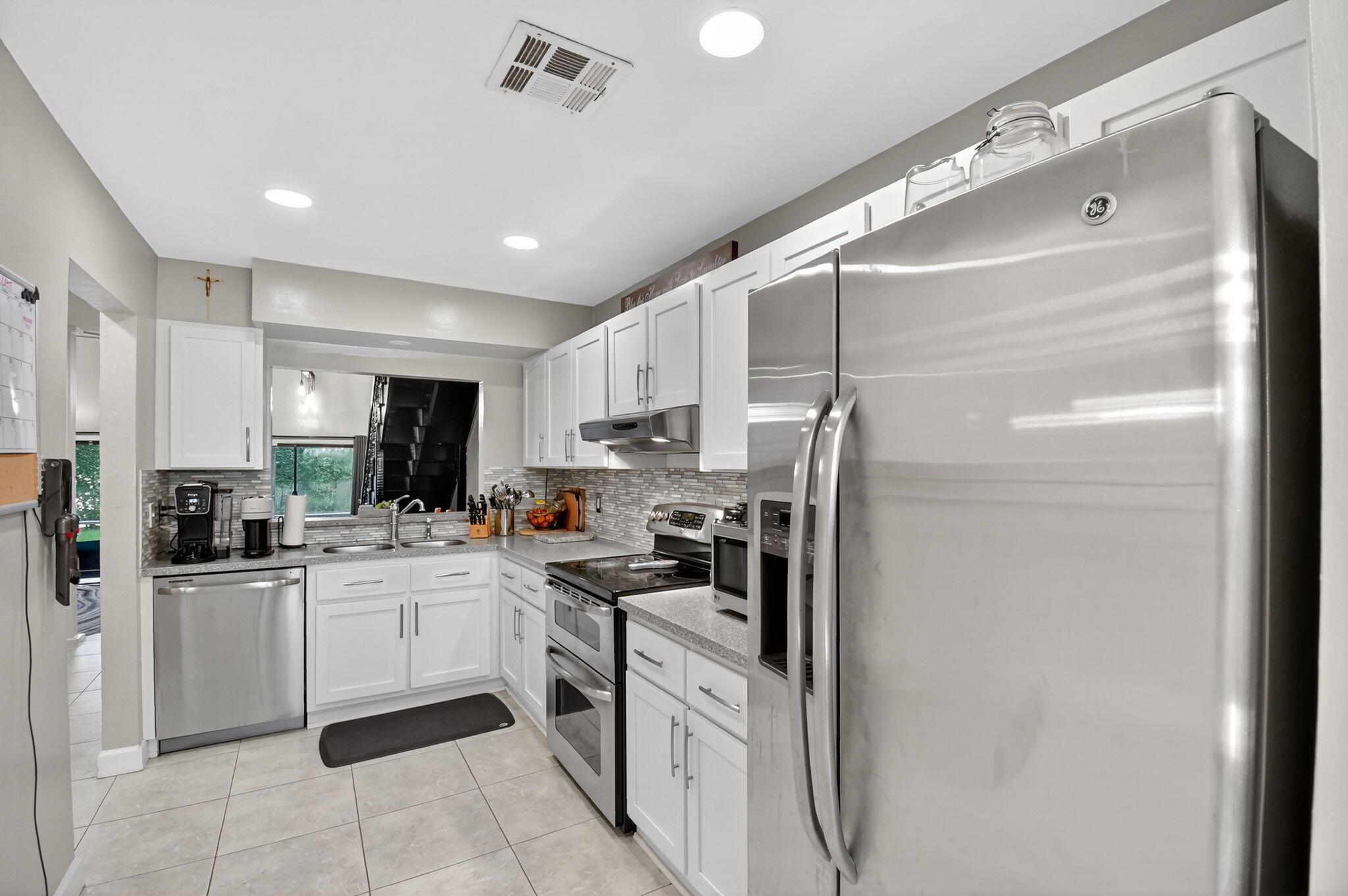 4169 S Pine Is Rd,Davie, FL 33328