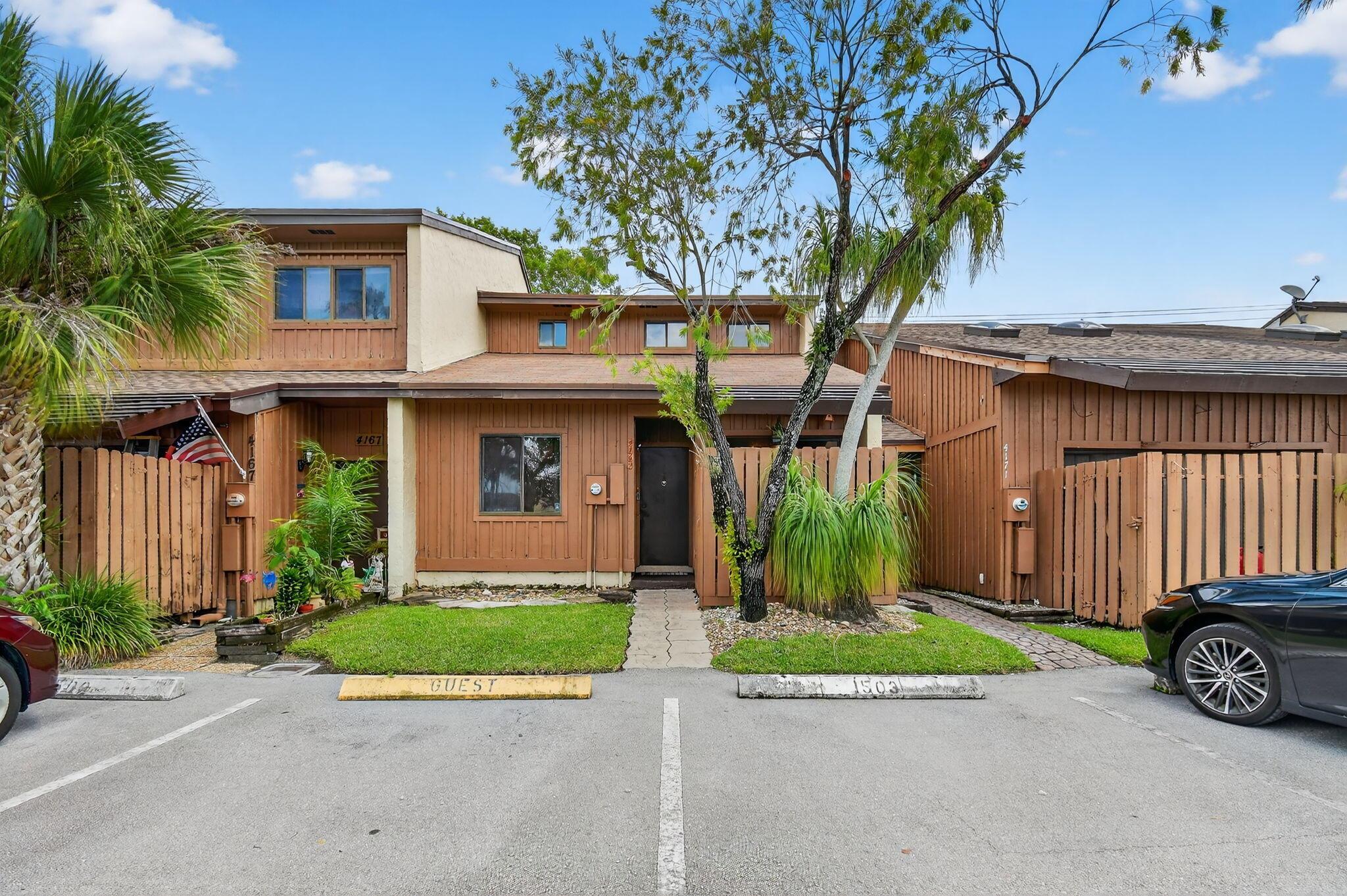 4169 S Pine Is Rd,Davie, FL 33328