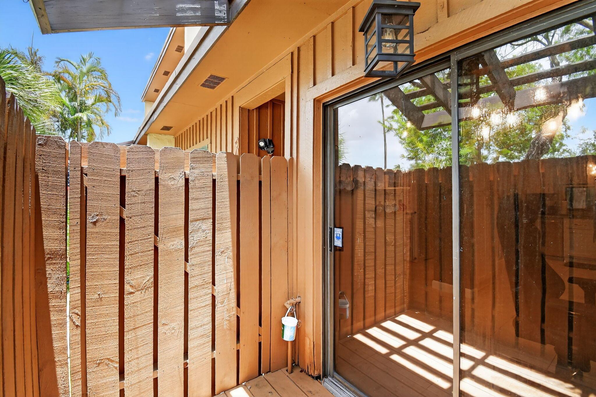 4169 S Pine Is Rd,Davie, FL 33328