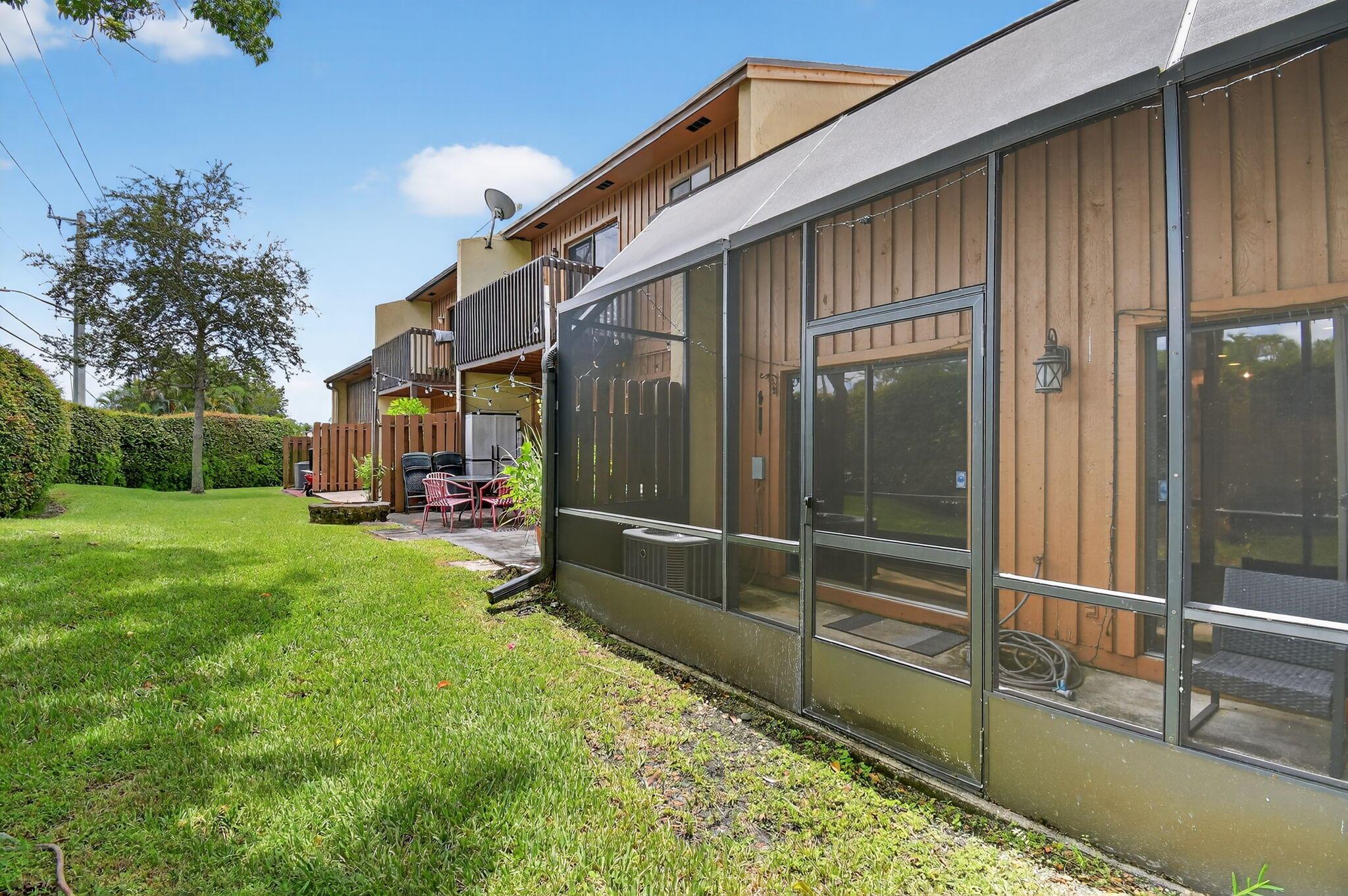 4169 S Pine Is Rd,Davie, FL 33328