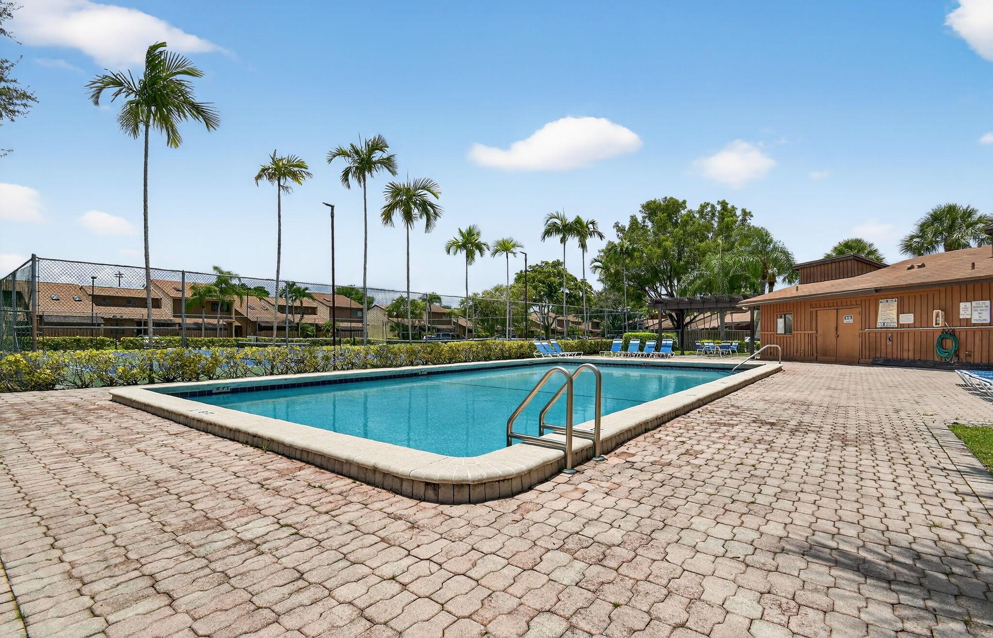 4169 S Pine Is Rd,Davie, FL 33328