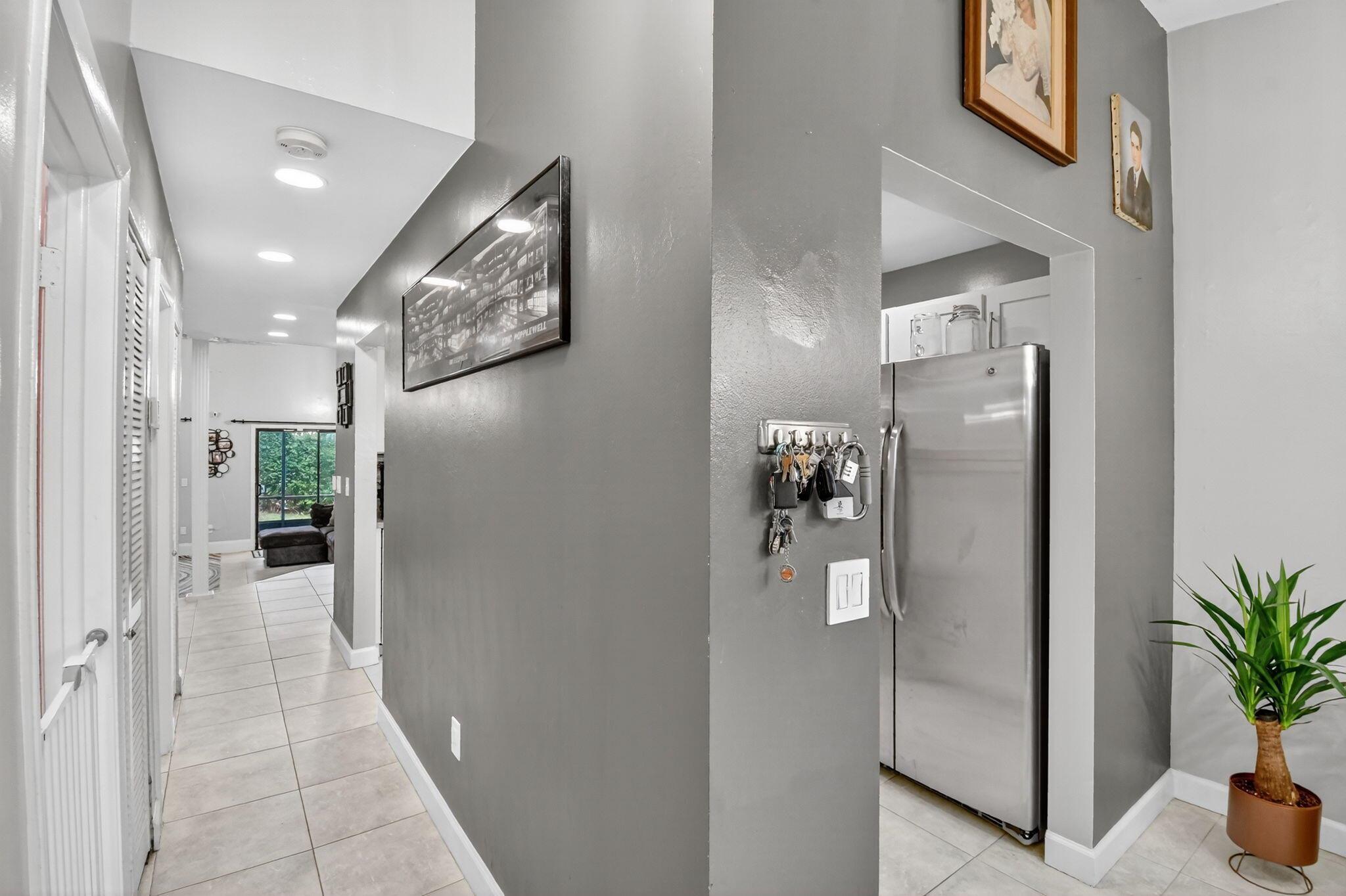 4169 S Pine Is Rd,Davie, FL 33328