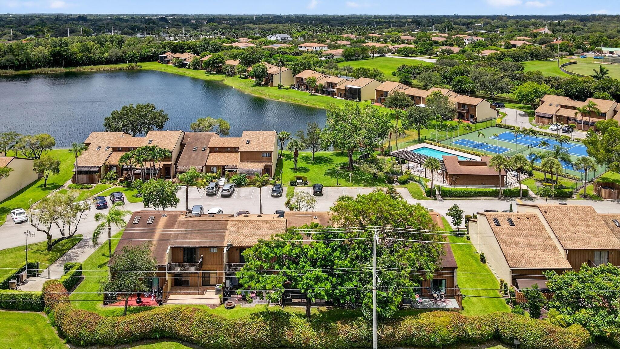 4169 S Pine Is Rd,Davie, FL 33328