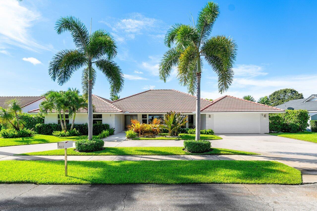 822 SW 33rd Pl Boynton Beach, FL 33435