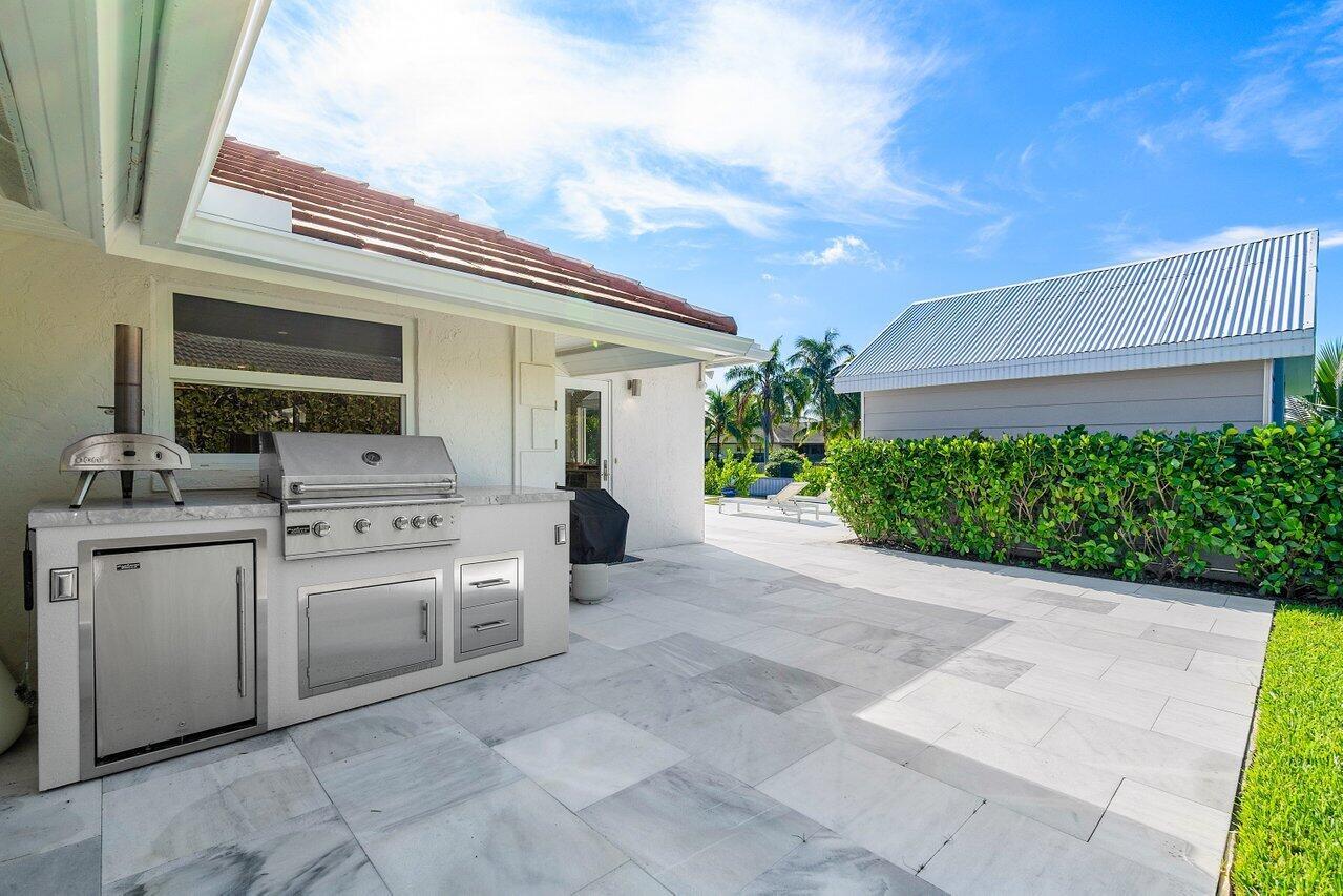 822 SW 33rd Pl Boynton Beach, FL 33435