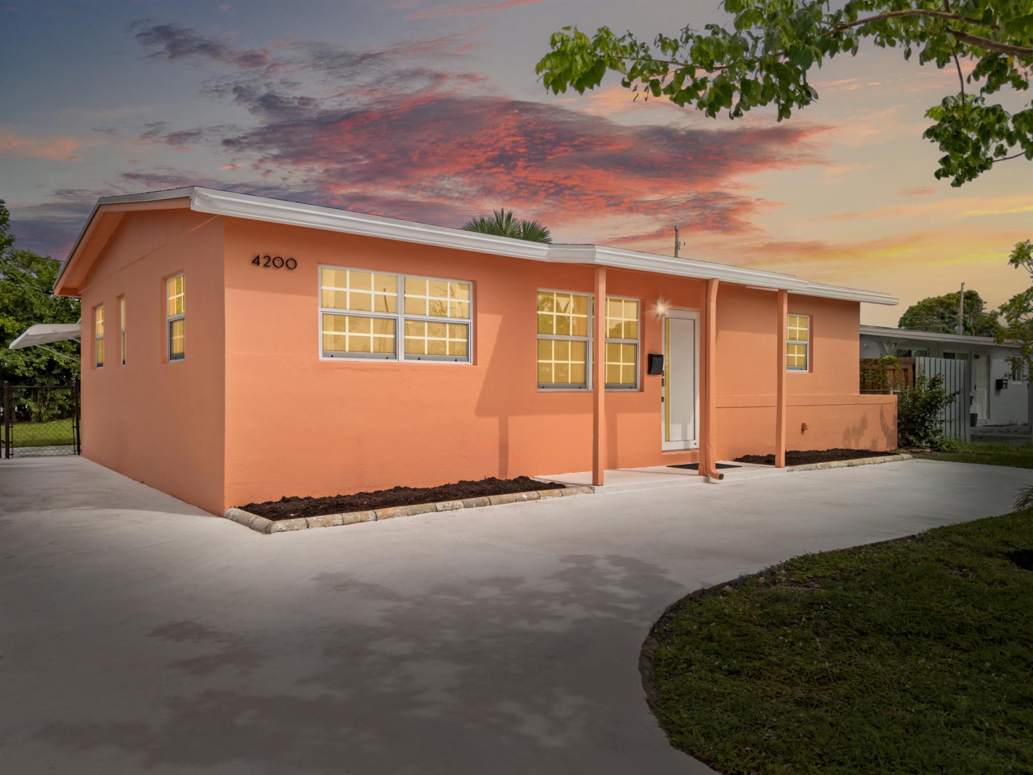 4200 NW 12th Ave