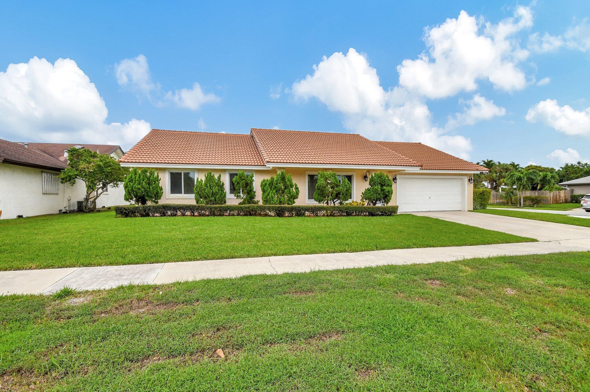 4471 Brandywine Dr