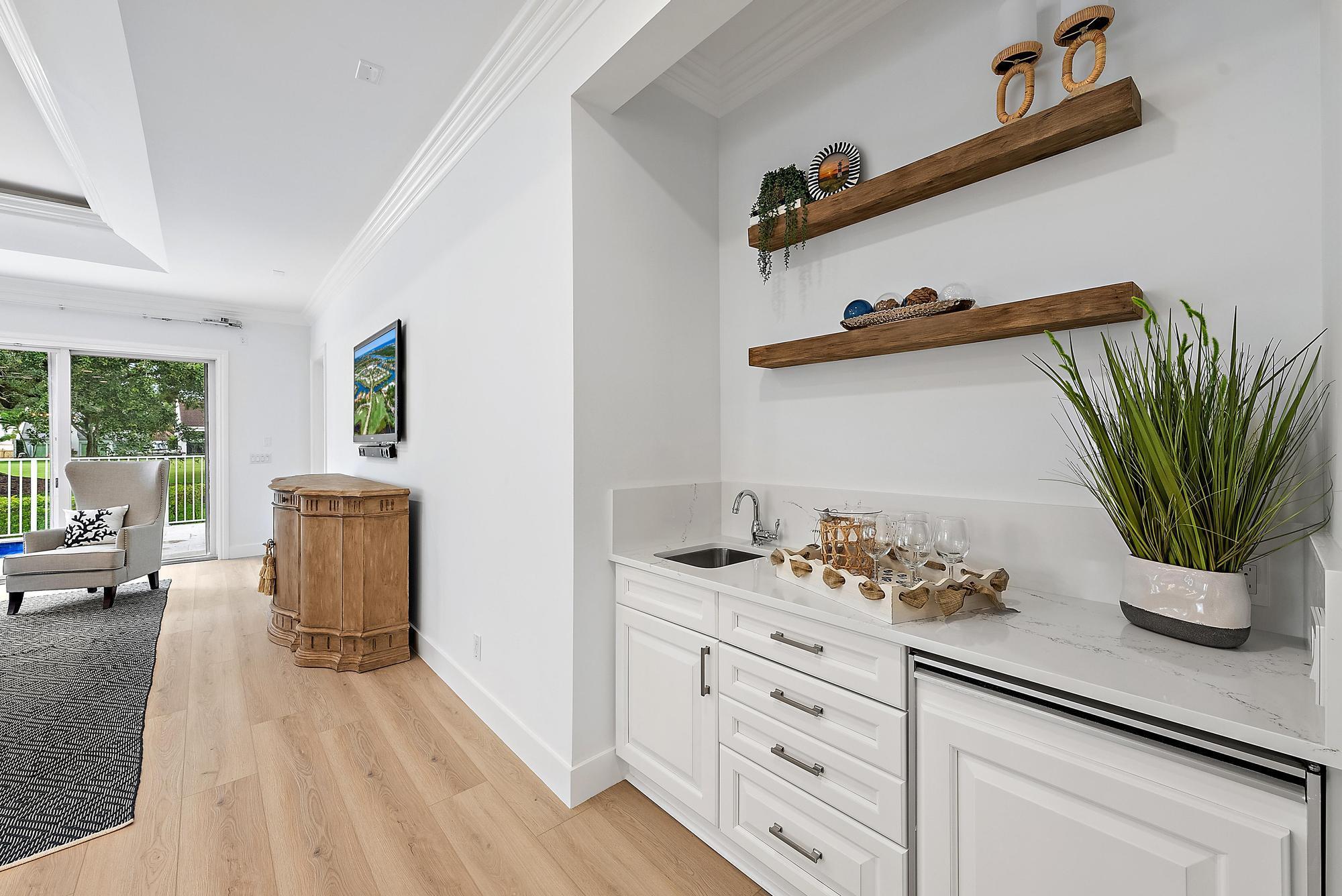 17065 Bay St Jupiter, FL 33477