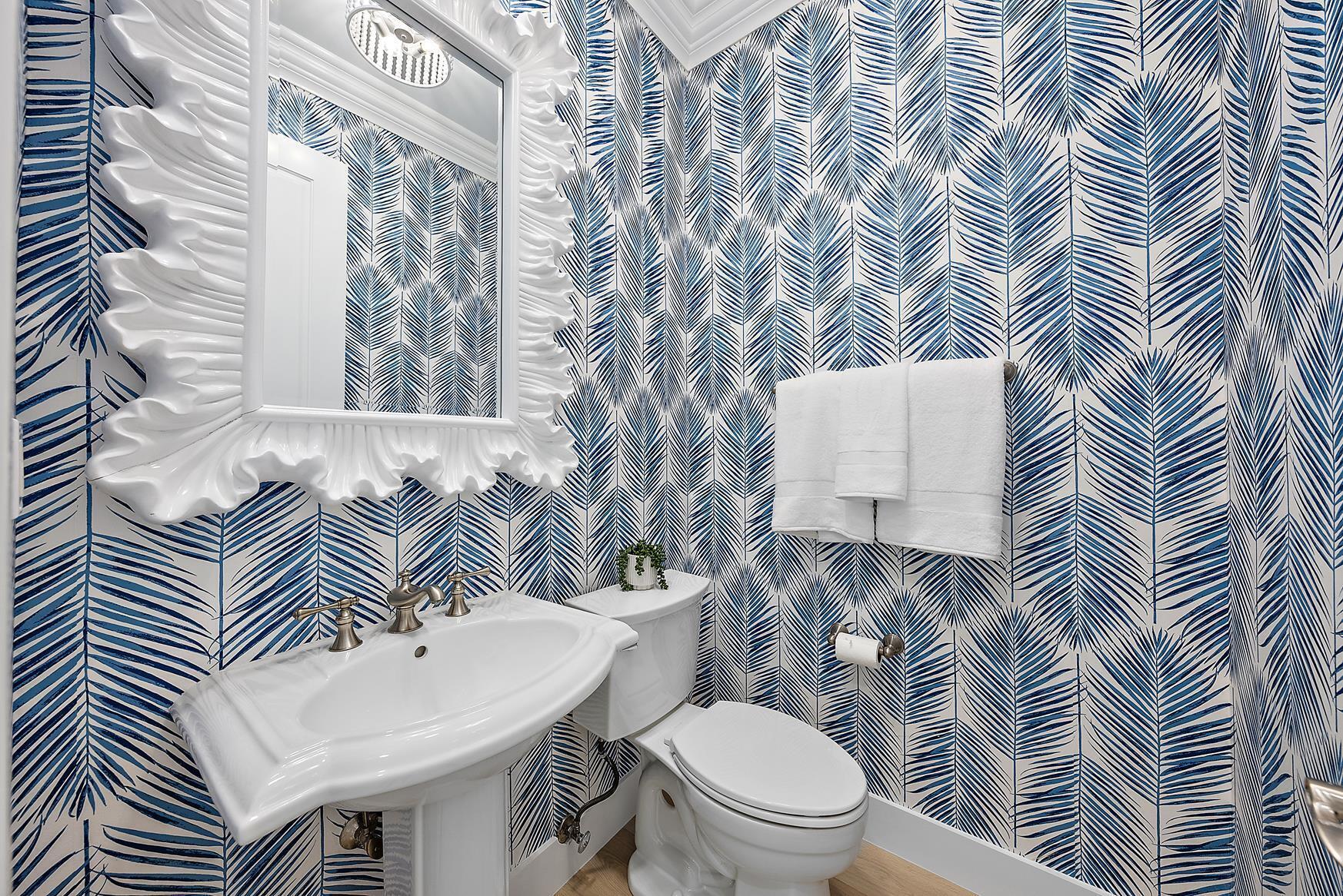 17065 Bay St Jupiter, FL 33477