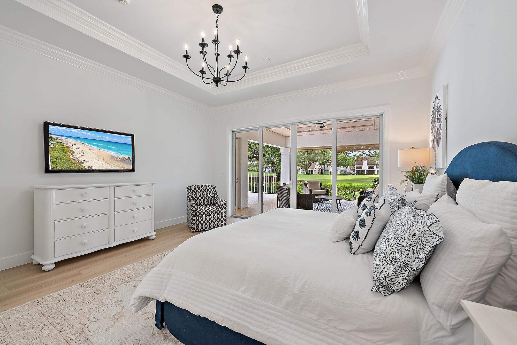 17065 Bay St Jupiter, FL 33477