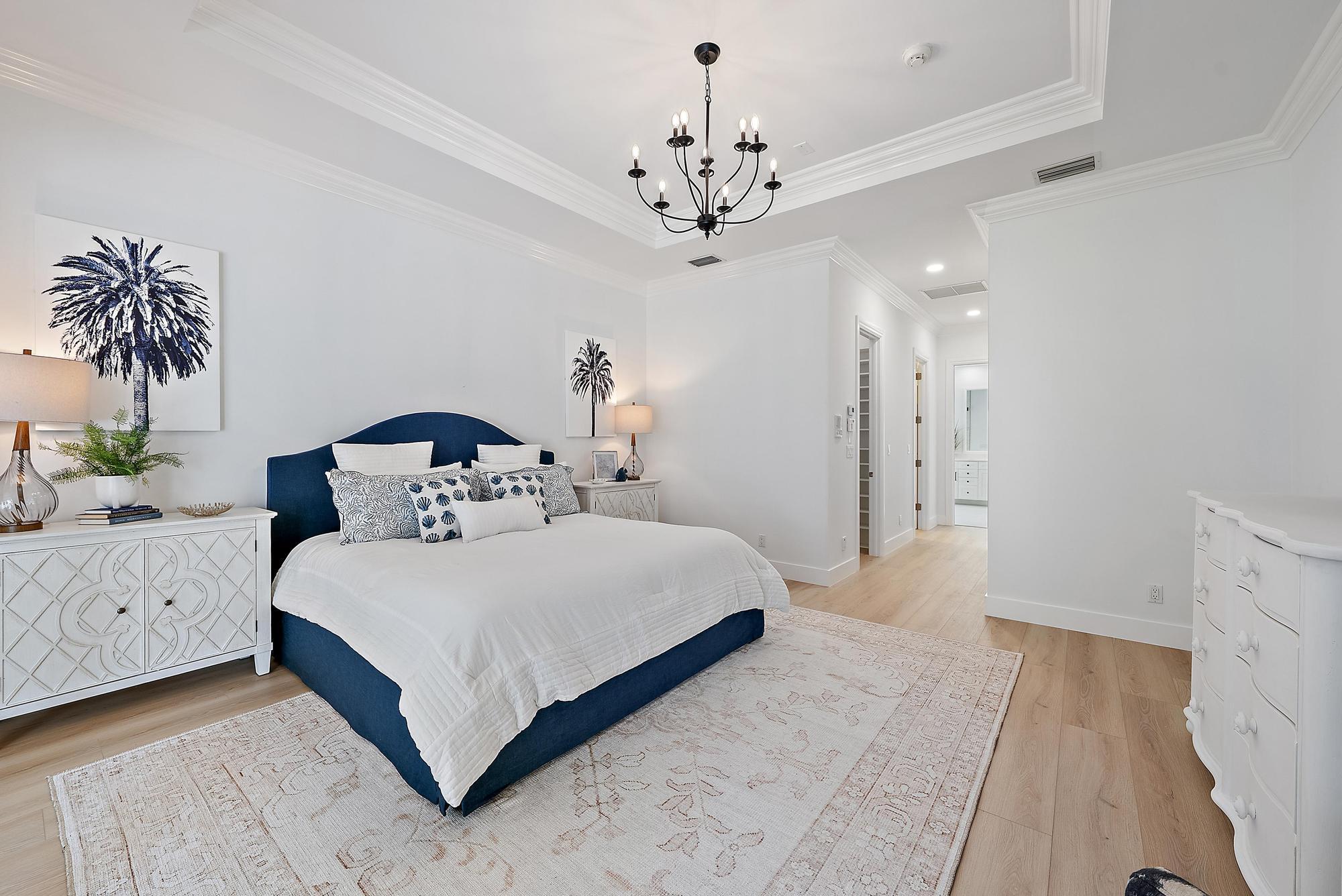 17065 Bay St Jupiter, FL 33477