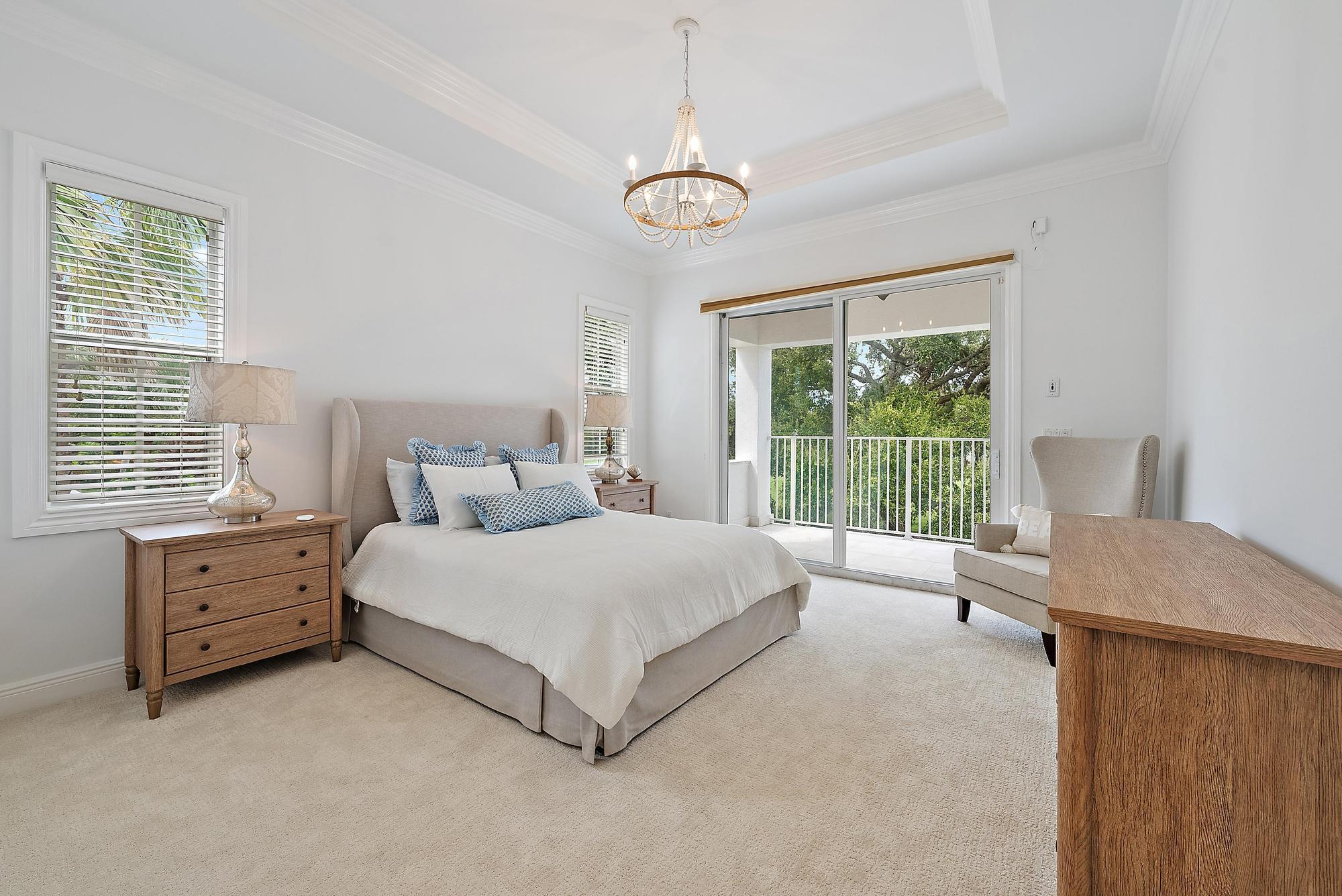 17065 Bay St Jupiter, FL 33477