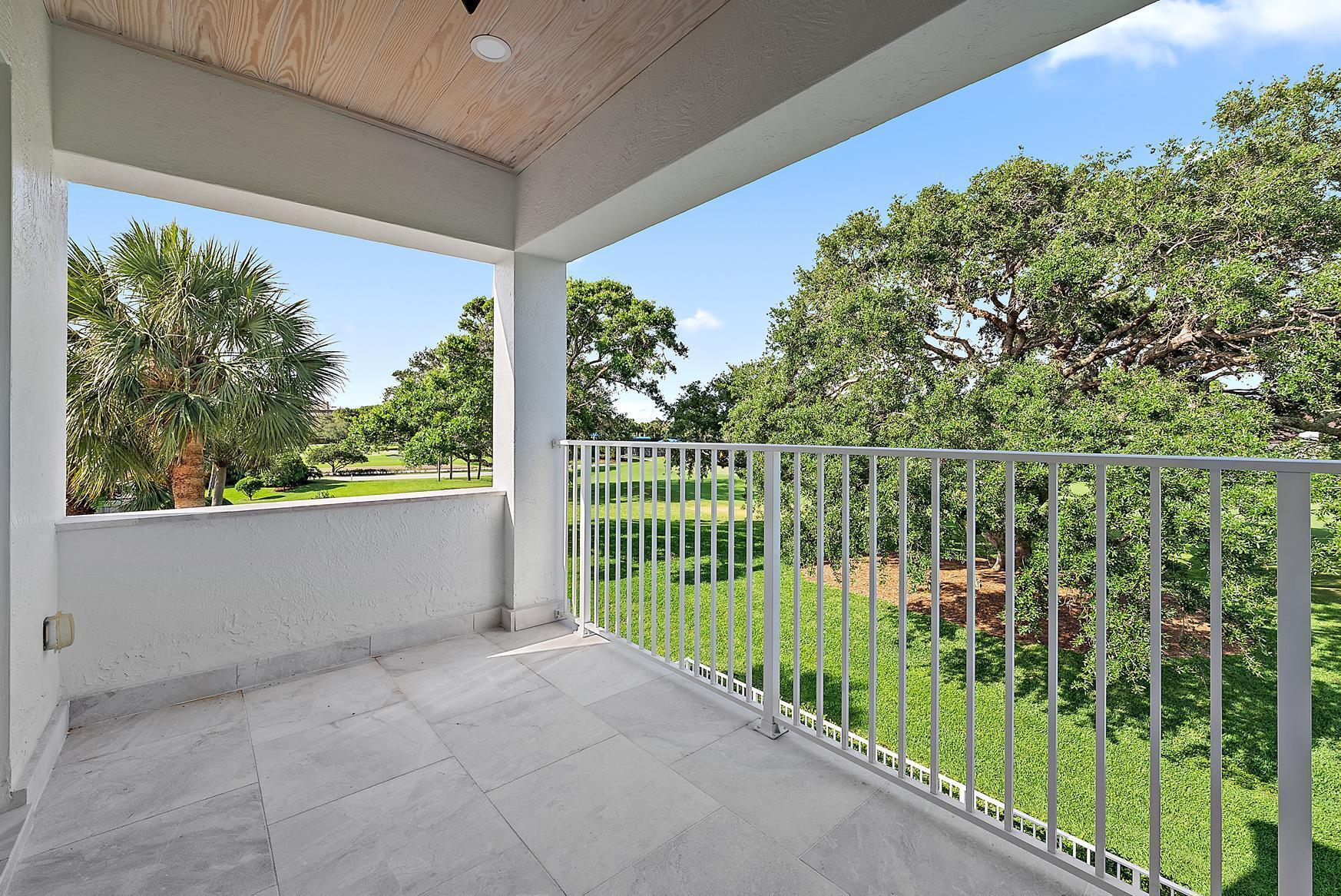 17065 Bay St Jupiter, FL 33477