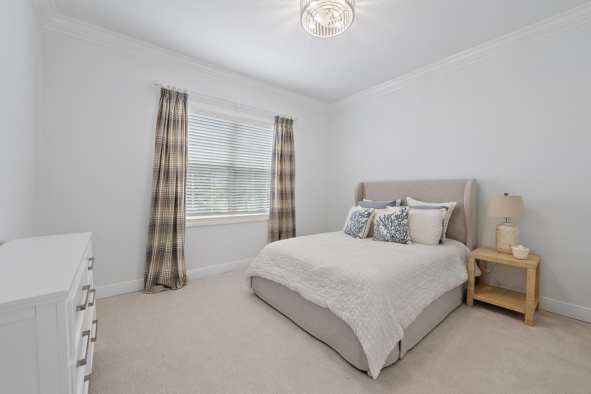 17065 Bay St Jupiter, FL 33477