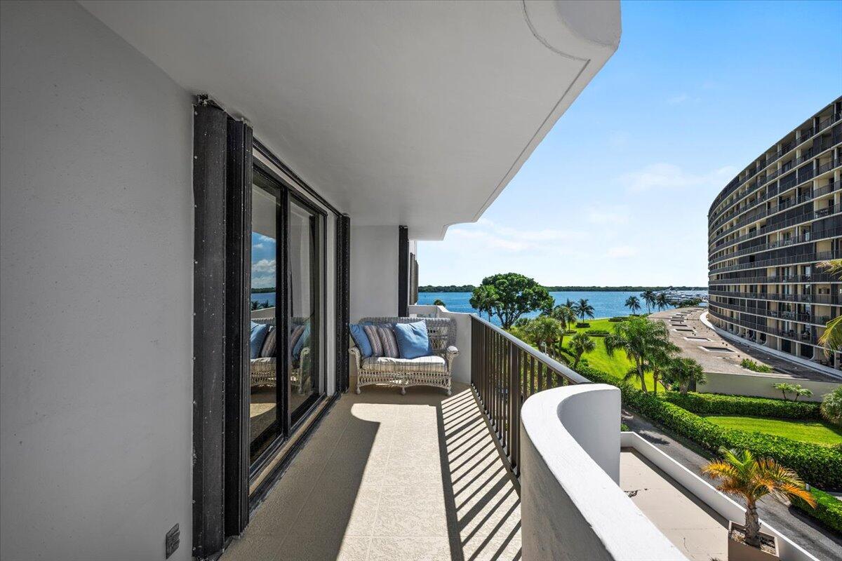 1200 Marine Way #304,North Palm Beach, FL 33408