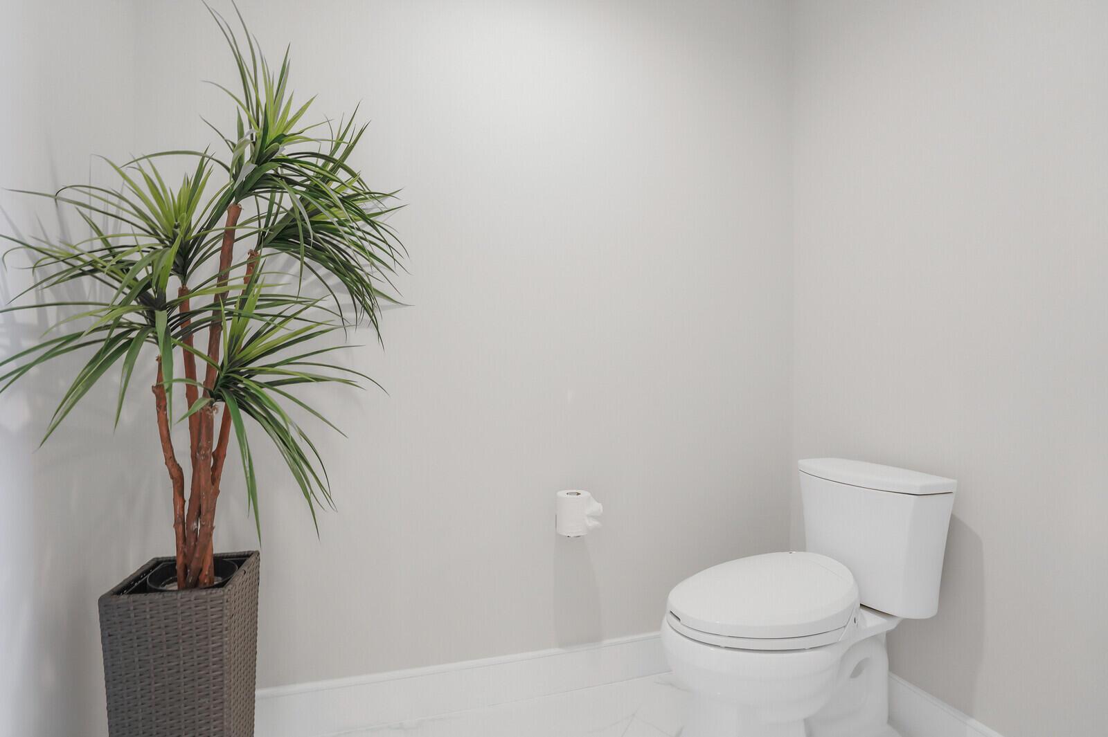 3730 N Ocean Dr #18 A Singer Island, FL 33404