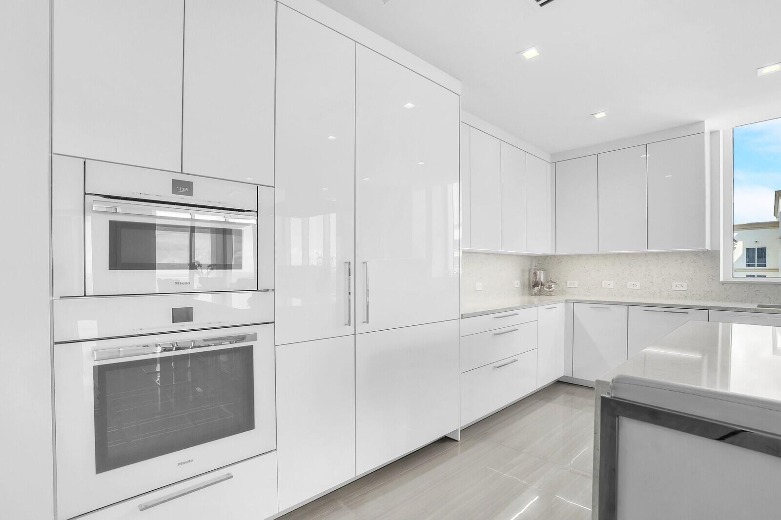 3730 N Ocean Dr #18 A Singer Island, FL 33404