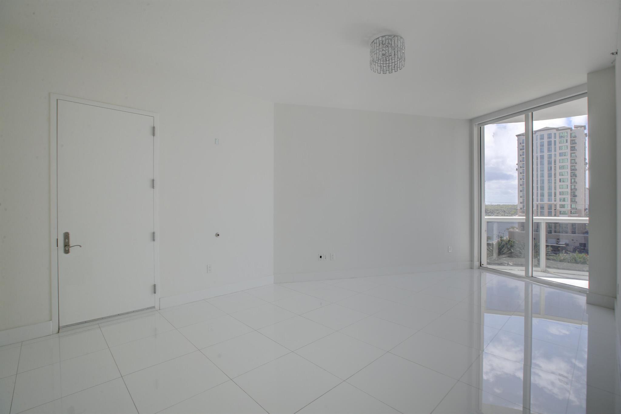 image Tdr Tower Ii Condo14