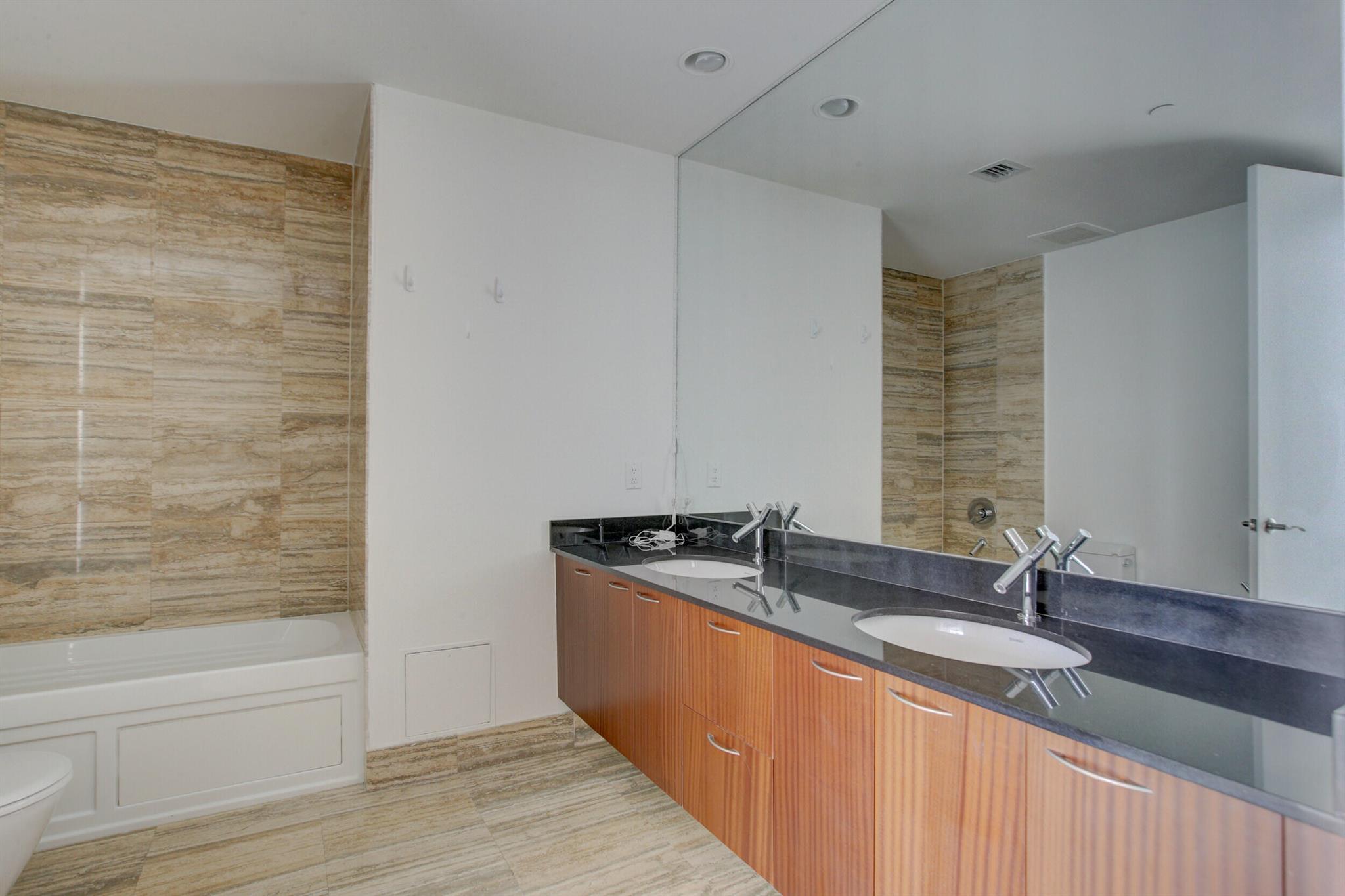 image Tdr Tower Ii Condo17