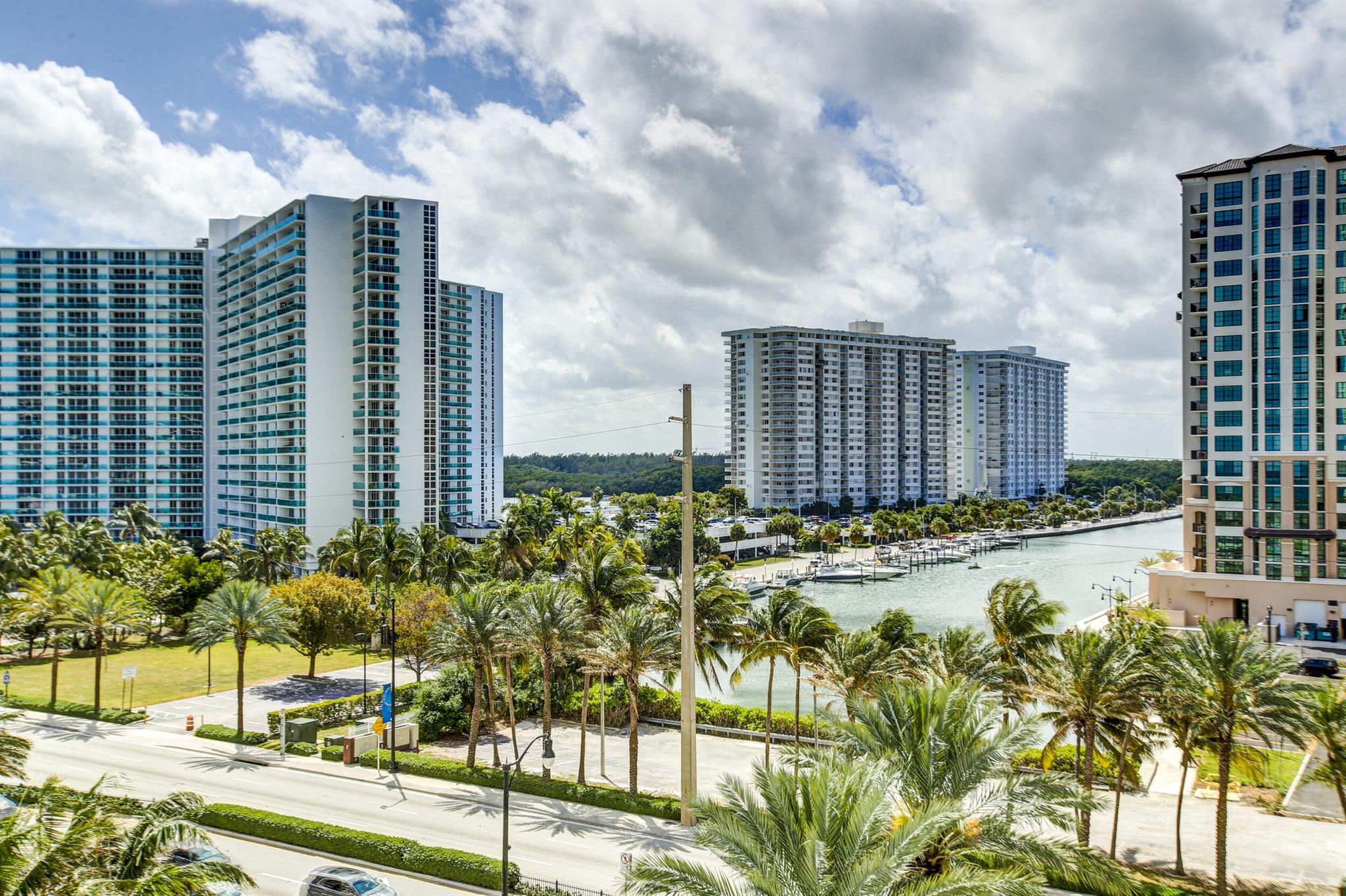 image Tdr Tower Ii Condo23