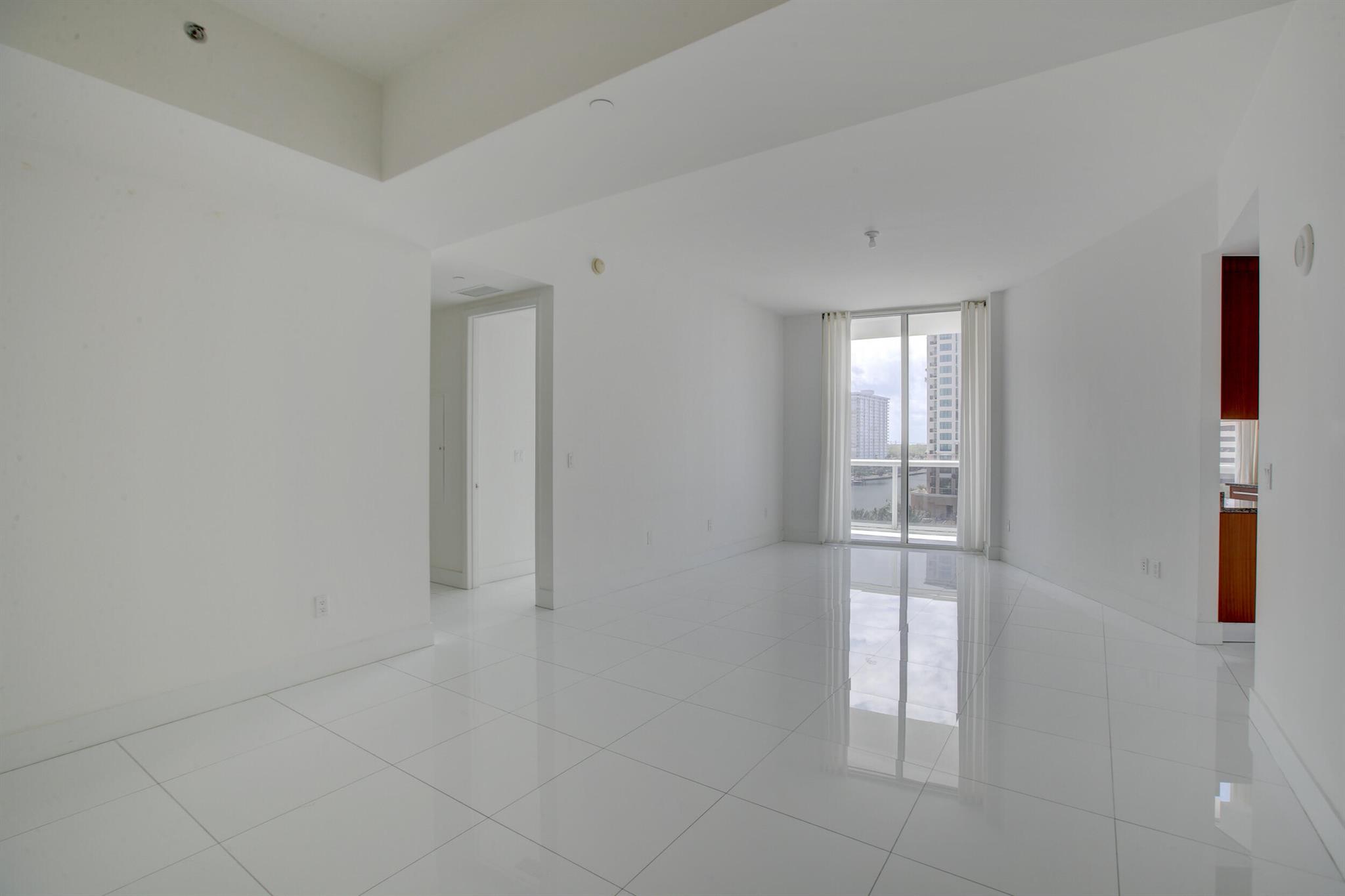 image Tdr Tower Ii Condo3