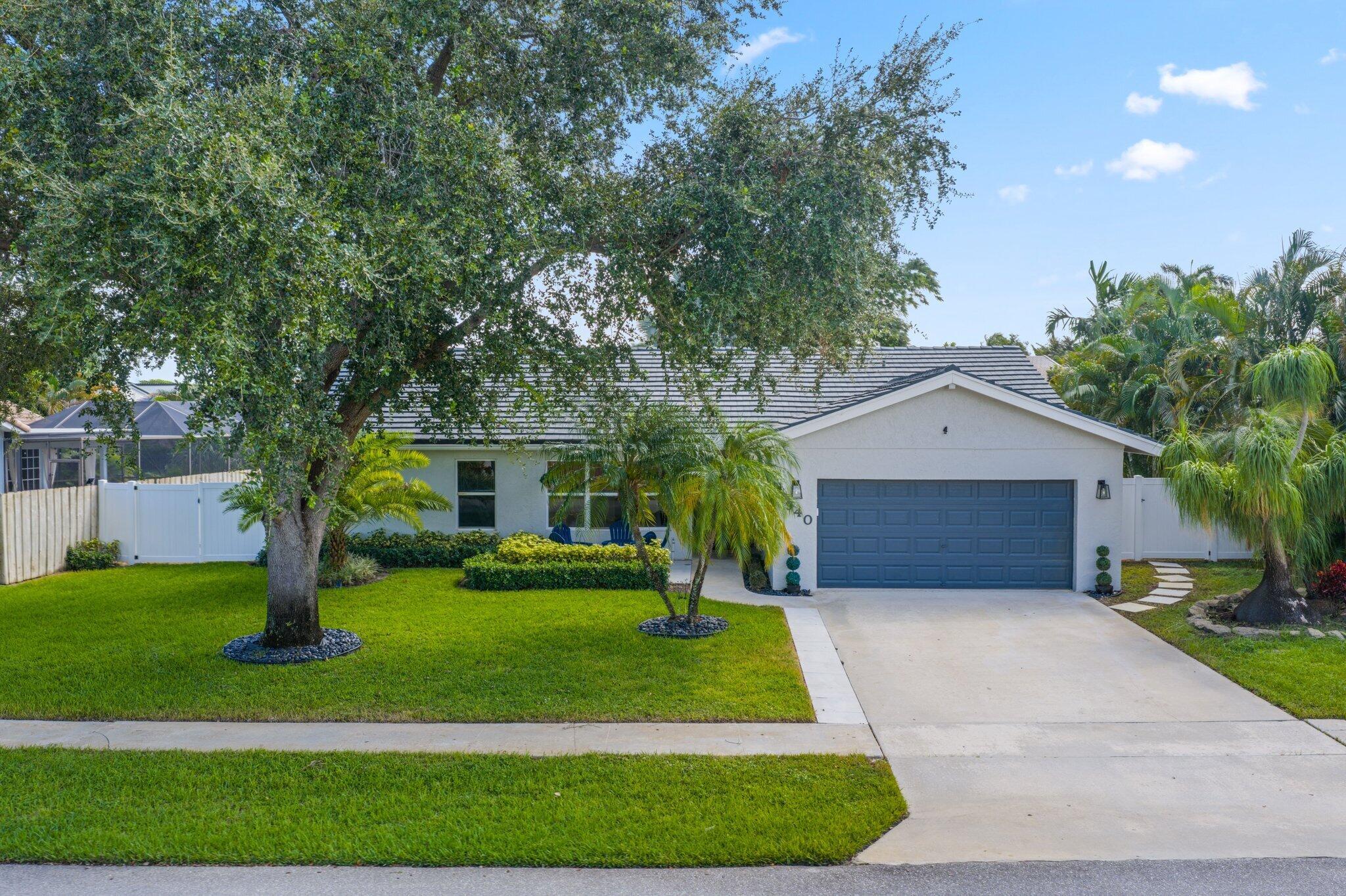 6940 NW 4th Ave