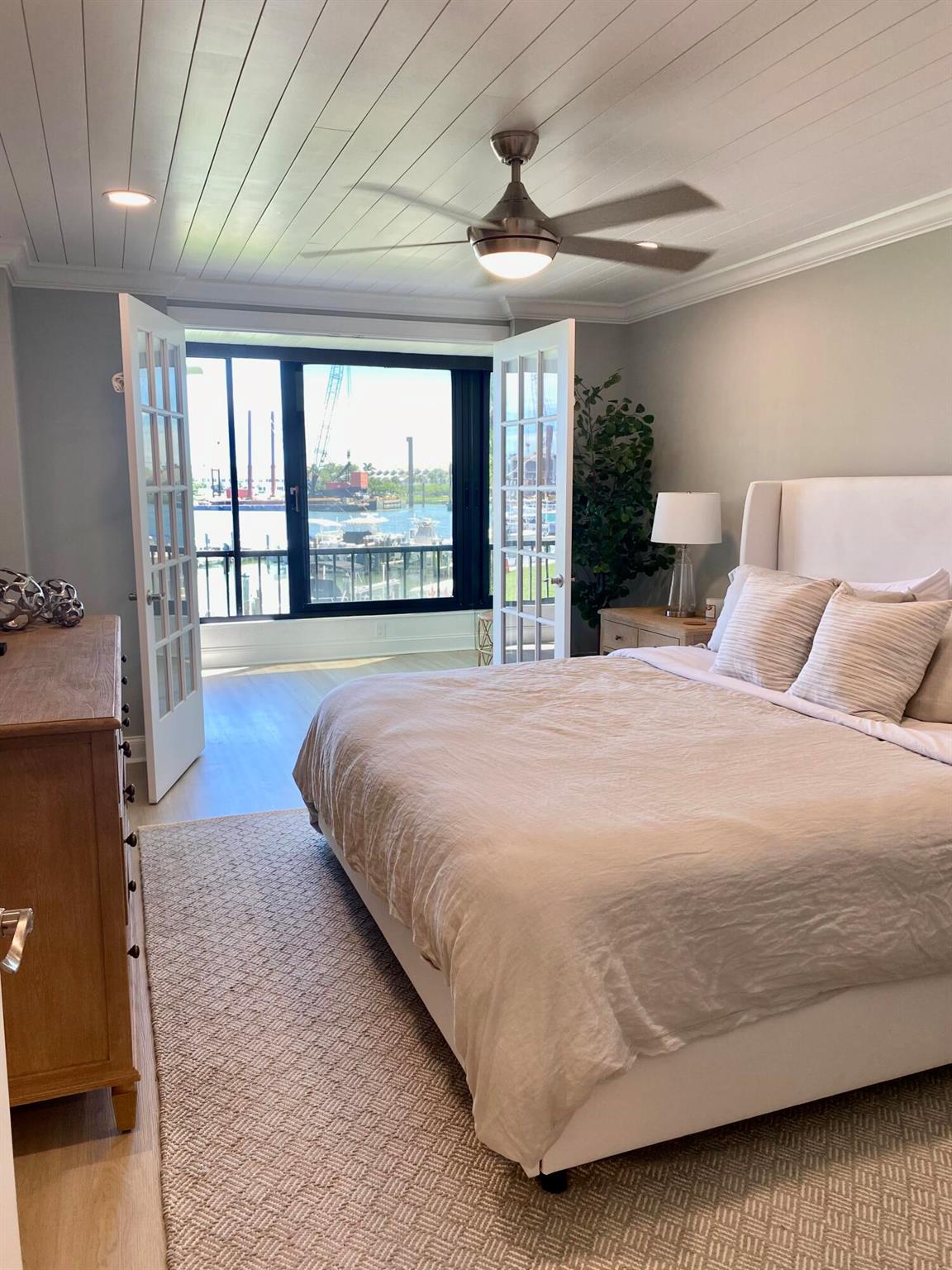 1648 Jupiter Cv Dr #210 Jupiter, FL 33469