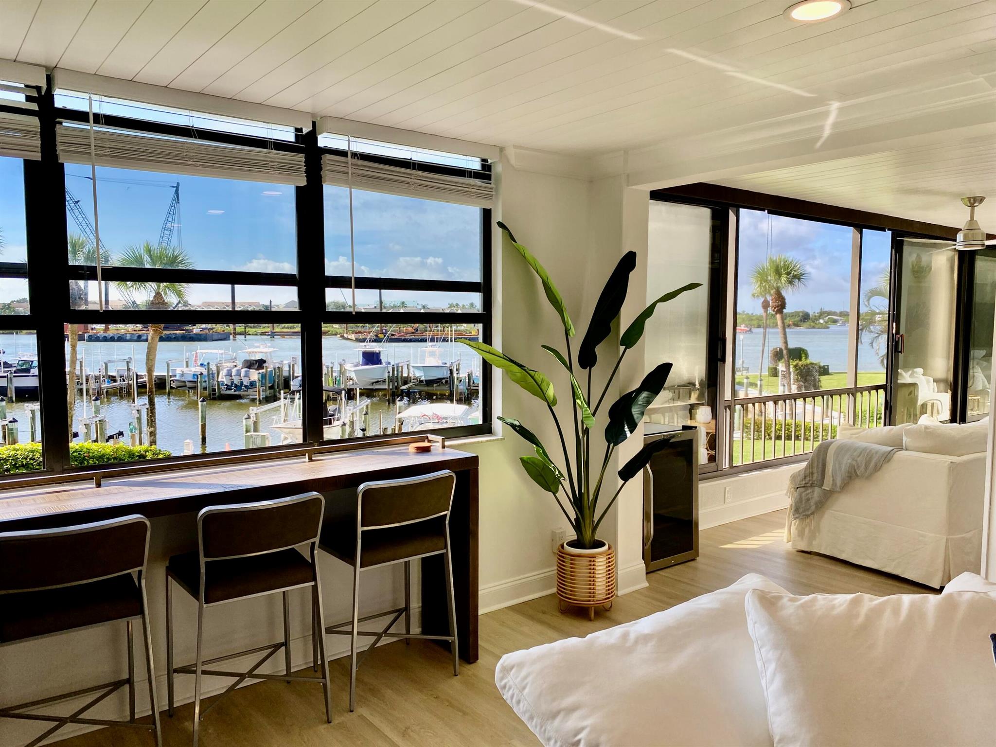 1648 Jupiter Cv Dr #210 Jupiter, FL 33469