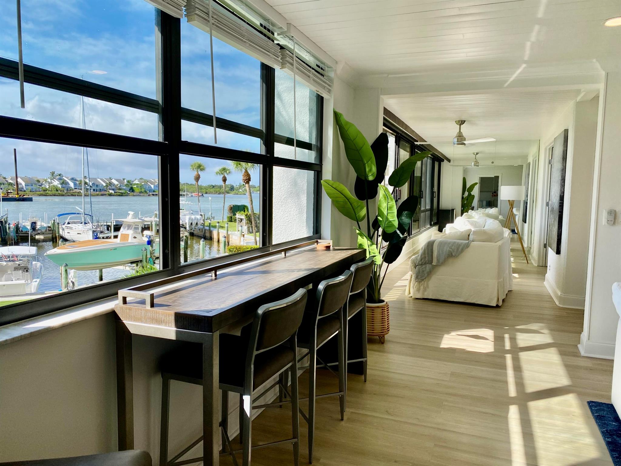 1648 Jupiter Cv Dr #210 Jupiter, FL 33469