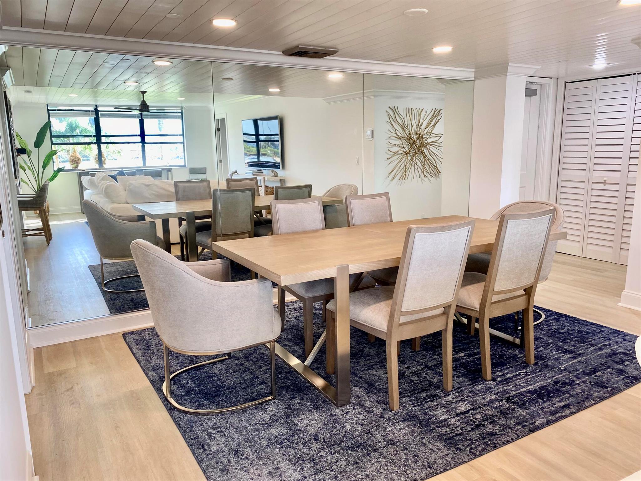 1648 Jupiter Cv Dr #210 Jupiter, FL 33469