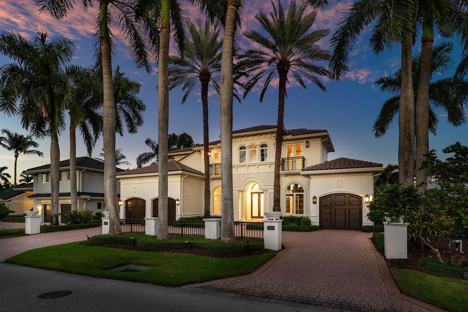 2124 W Maya Palm Dr