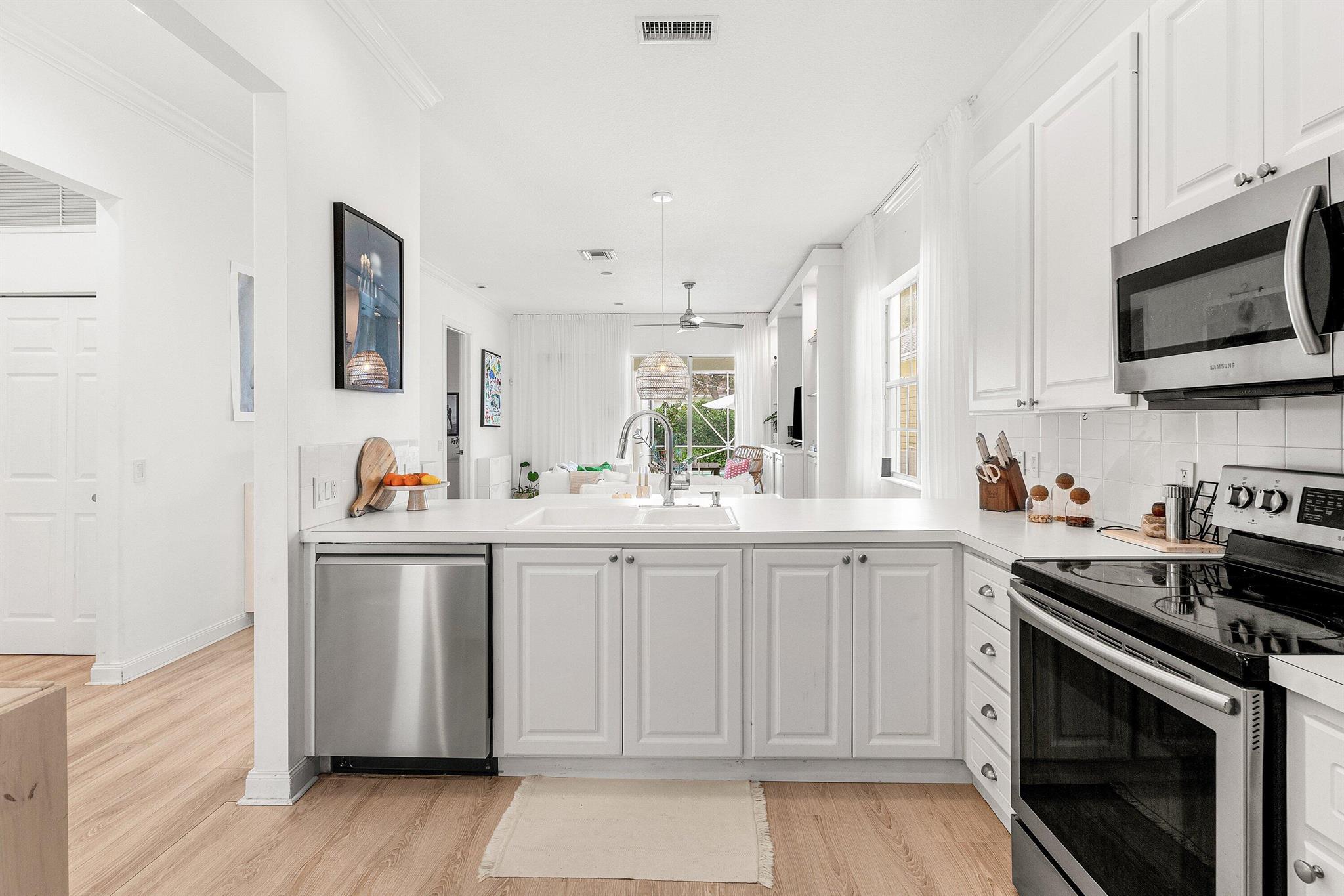 219 New Hvn Blvd Jupiter, FL 33458