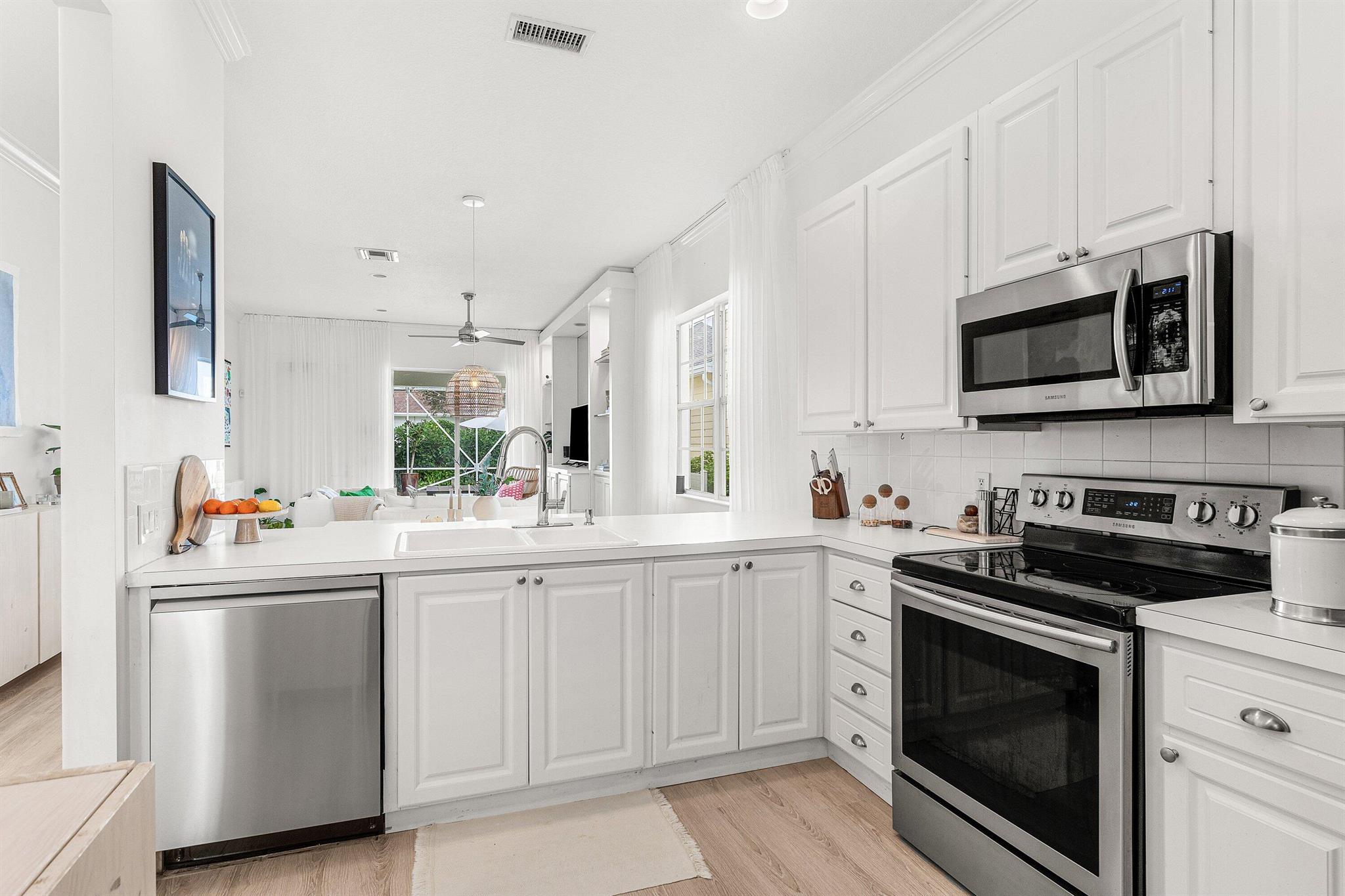 219 New Hvn Blvd Jupiter, FL 33458