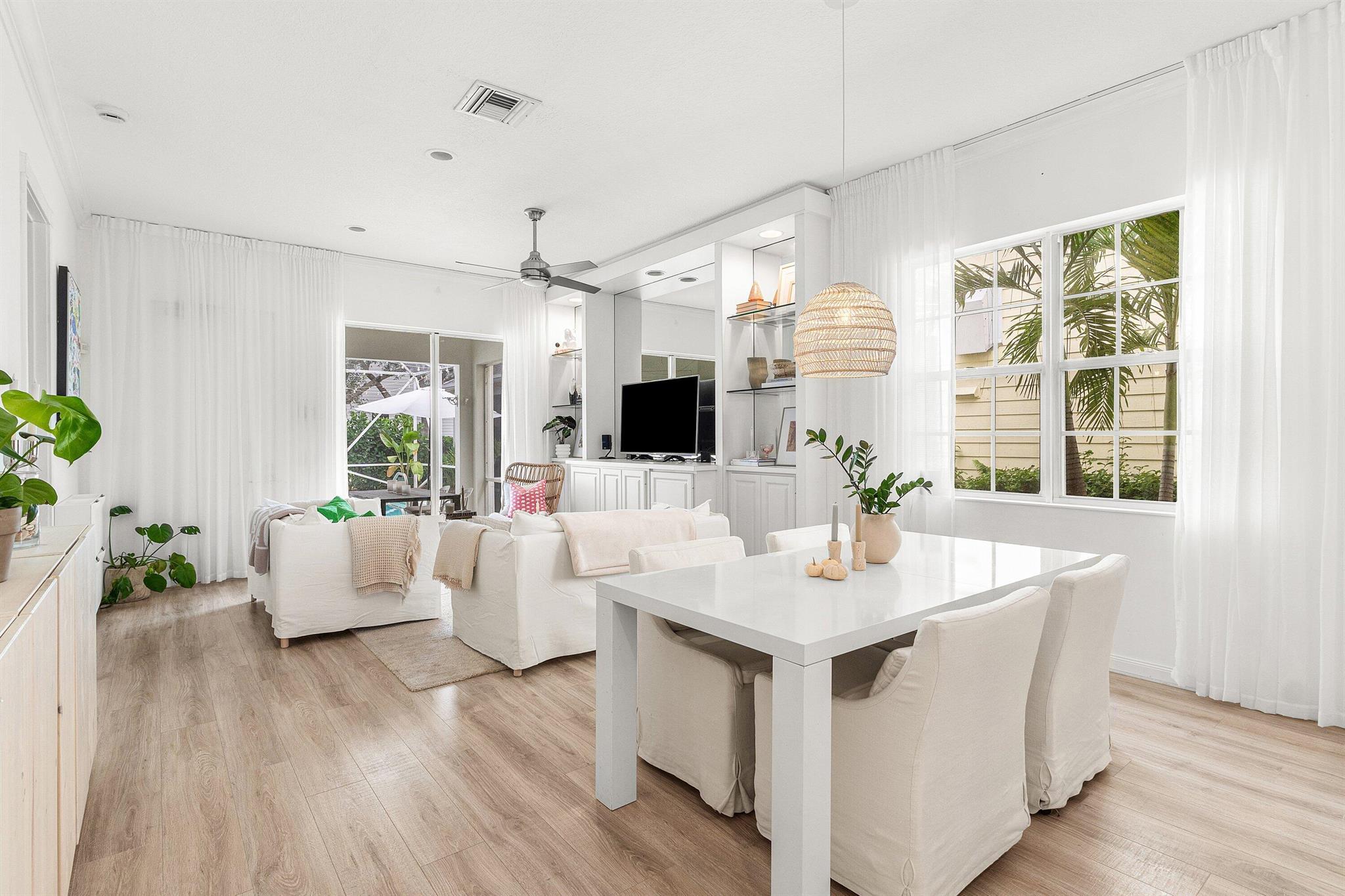 219 New Hvn Blvd Jupiter, FL 33458