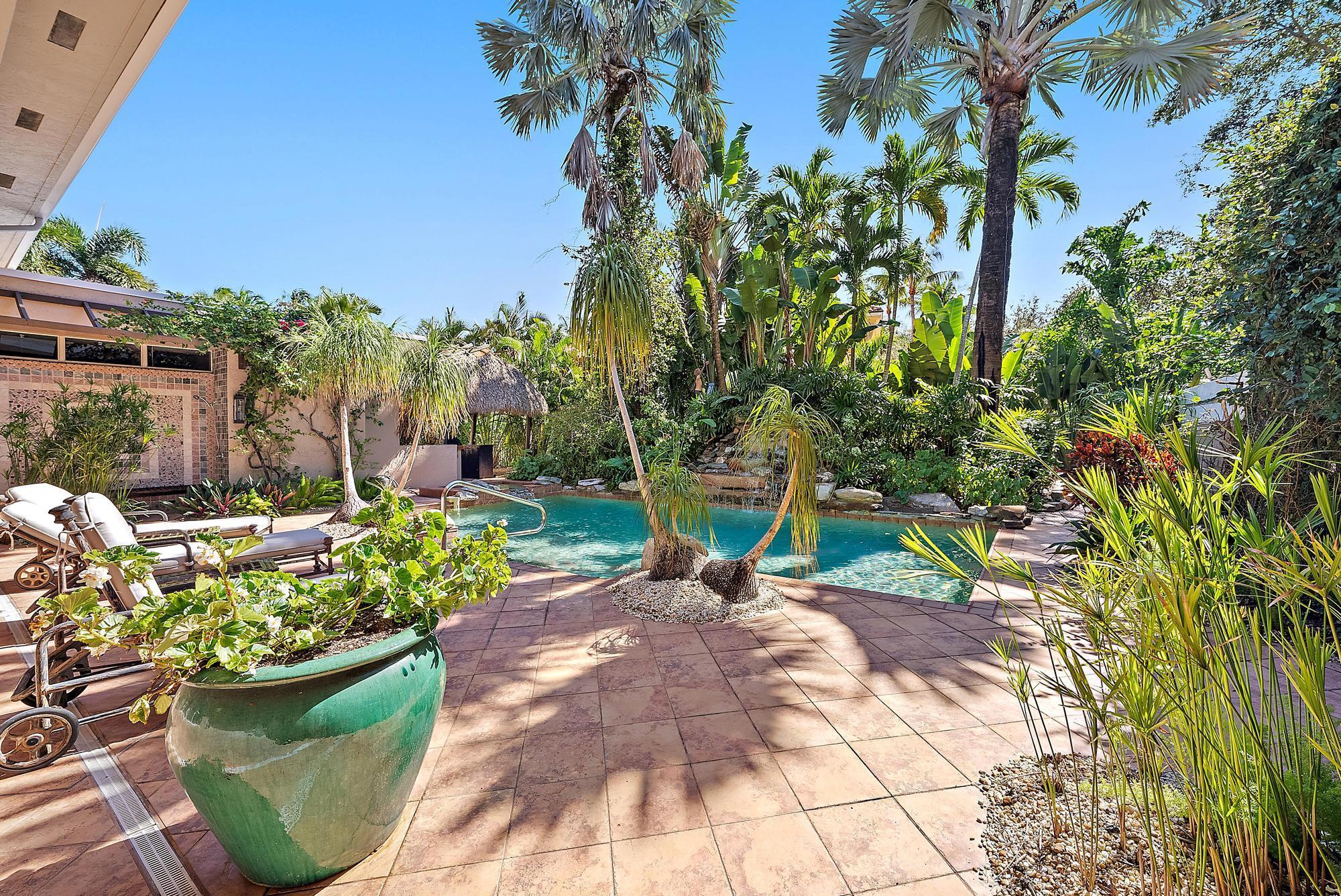 404 Mariner Dr Jupiter, FL 33477