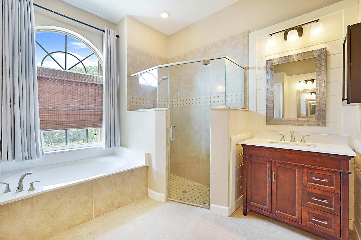 227 Shorewood Way Jupiter, FL 33458