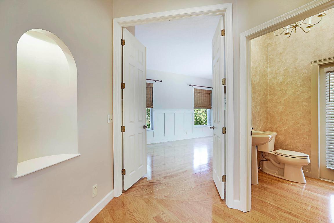 227 Shorewood Way Jupiter, FL 33458