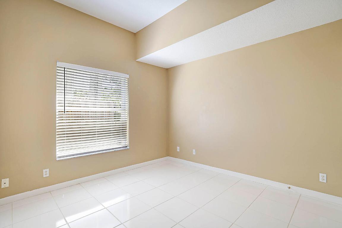 227 Shorewood Way Jupiter, FL 33458