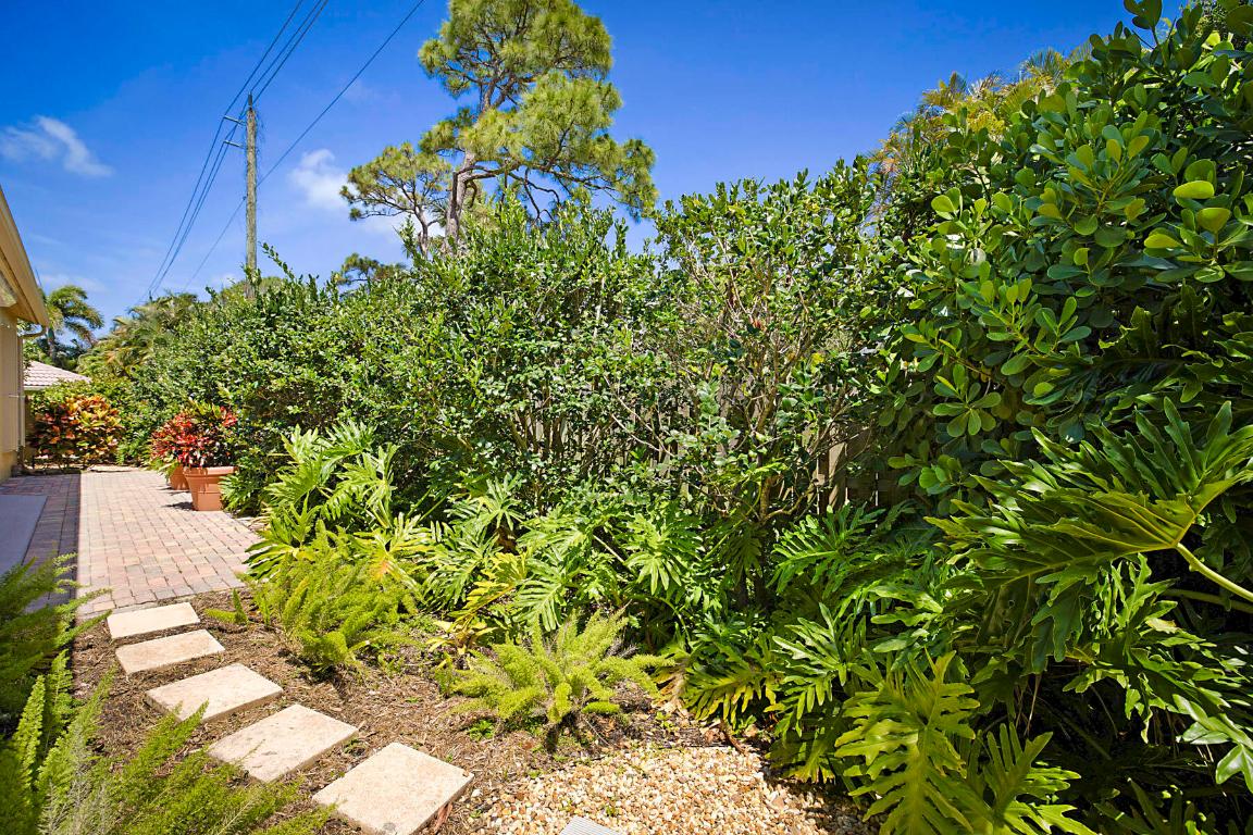 227 Shorewood Way Jupiter, FL 33458