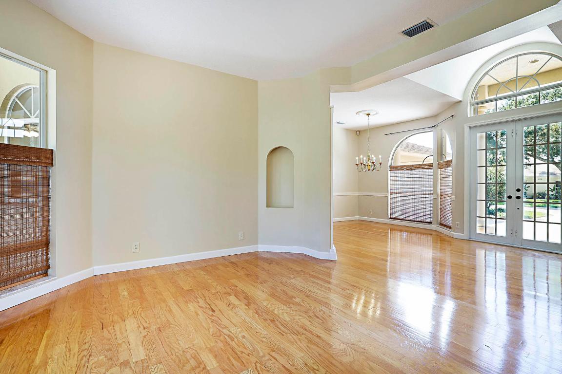 227 Shorewood Way Jupiter, FL 33458