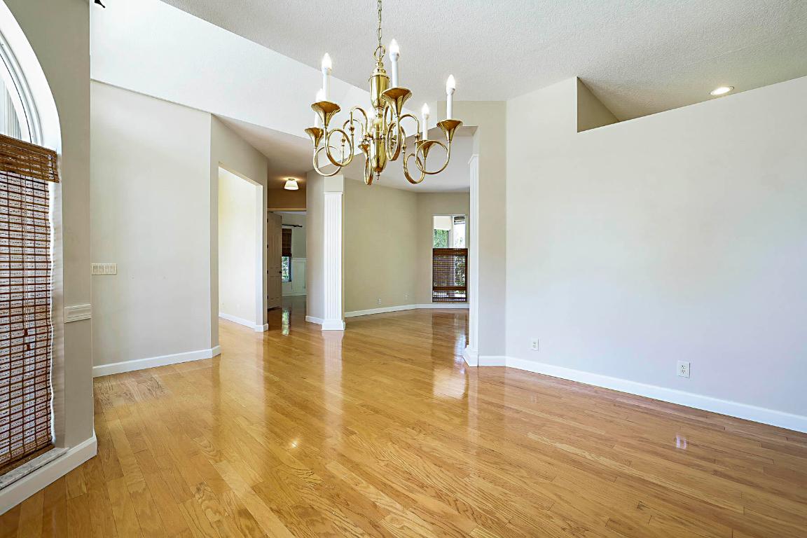 227 Shorewood Way Jupiter, FL 33458