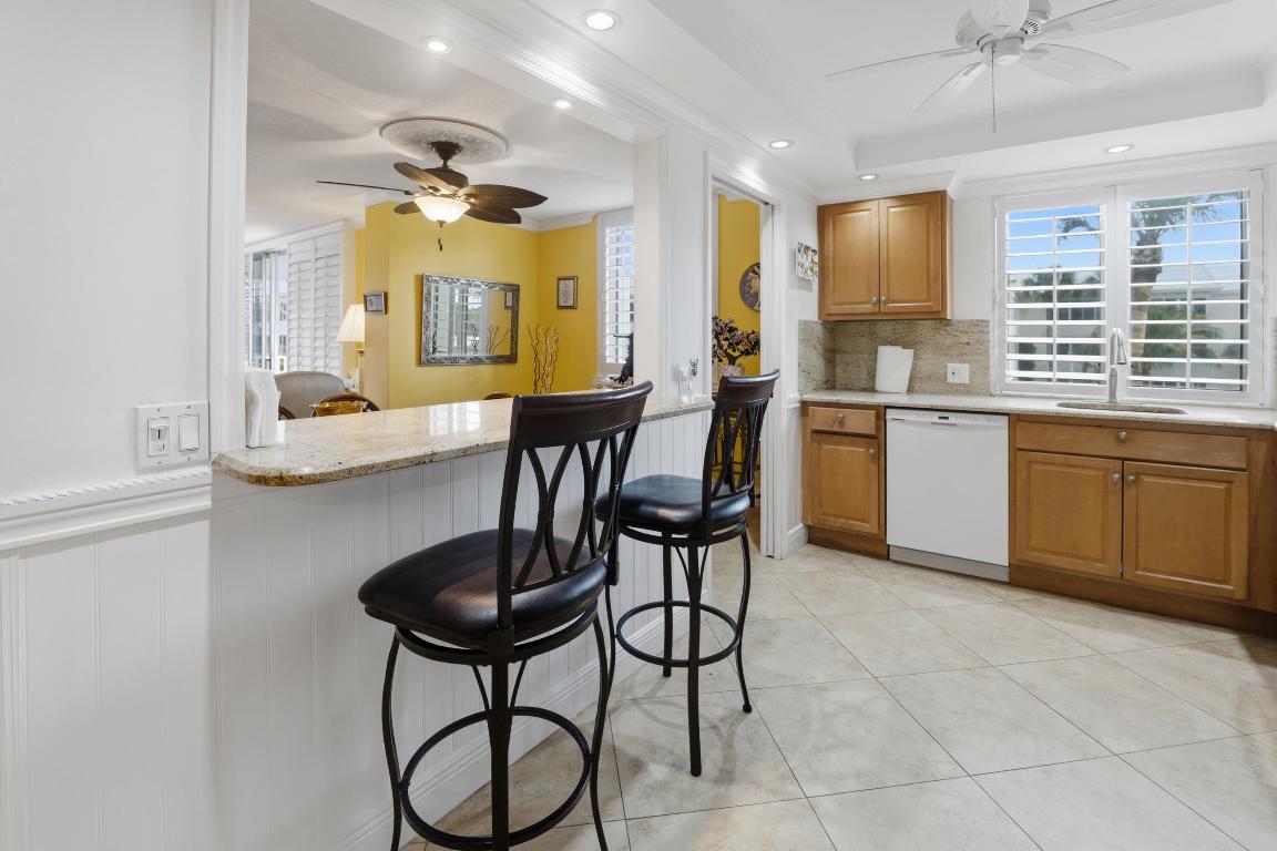 375 Beach #201 Tequesta, FL 33469