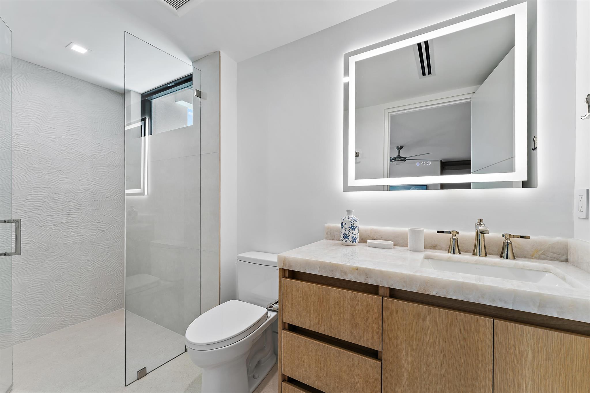 Xxx N Beach Rd Jupiter Island, FL 33455